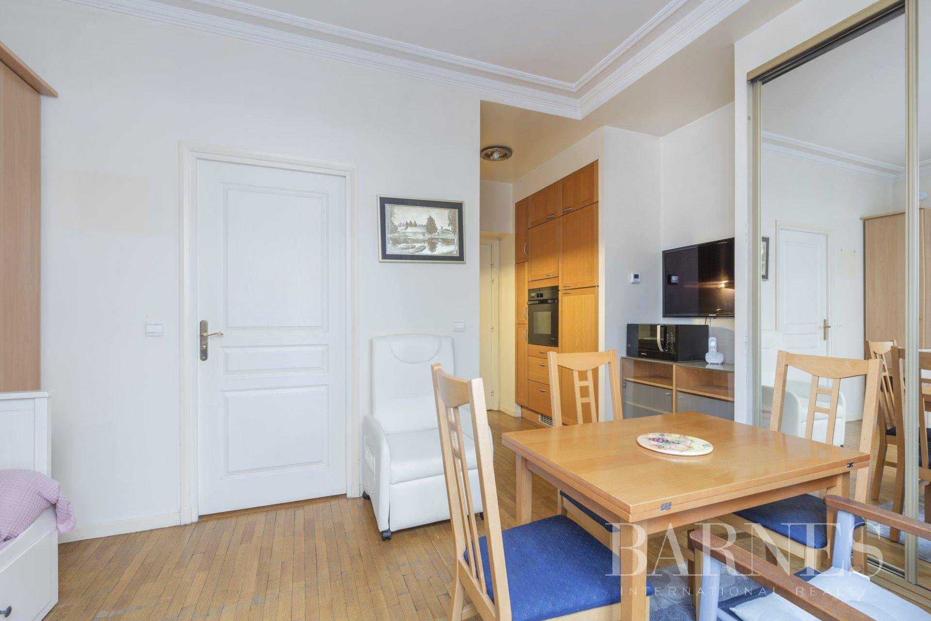 Apartment Neuilly-sur-Seine  -  ref 6730547 (picture 2)