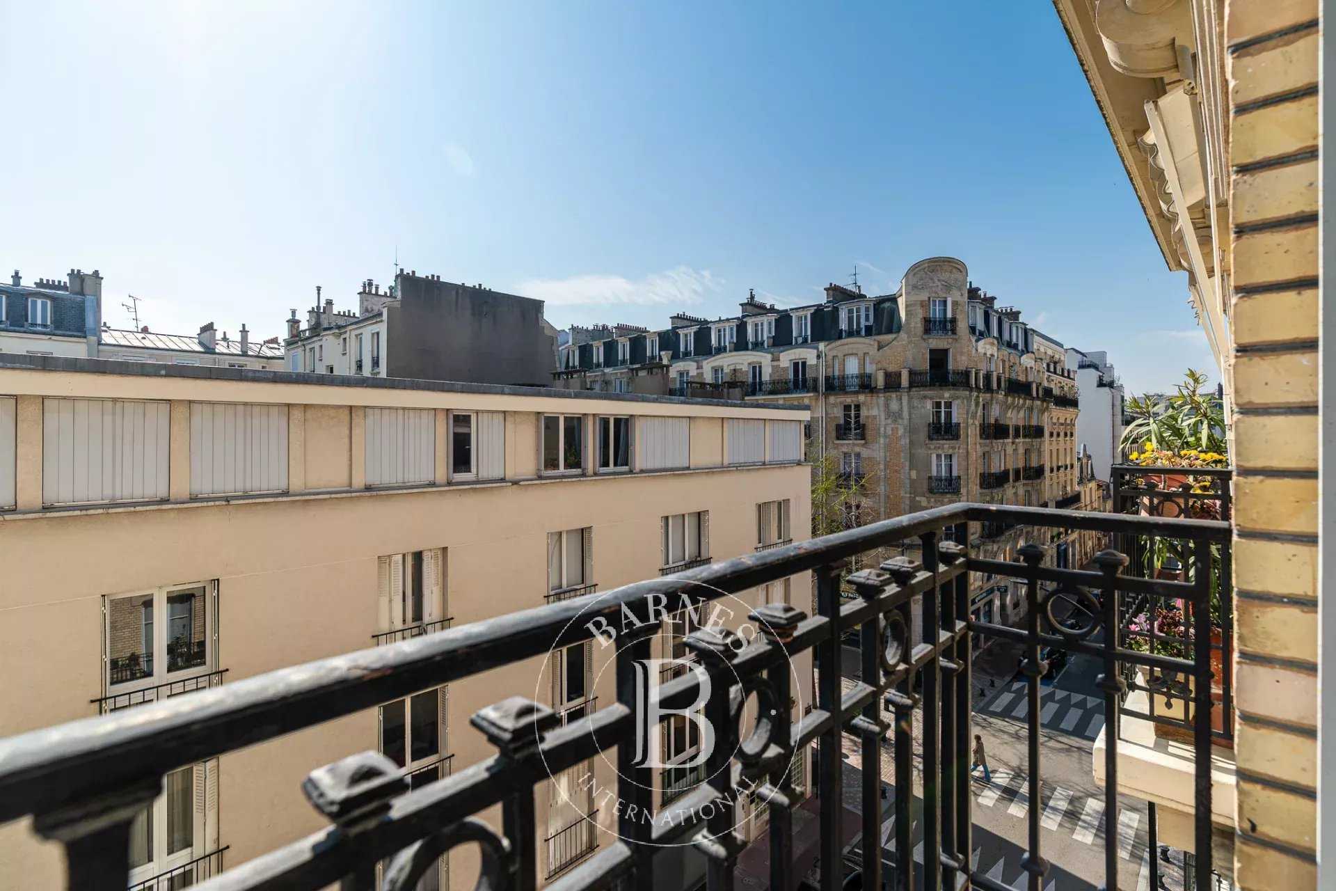 Appartement Levallois-Perret  -  ref 86840230 (picture 2)