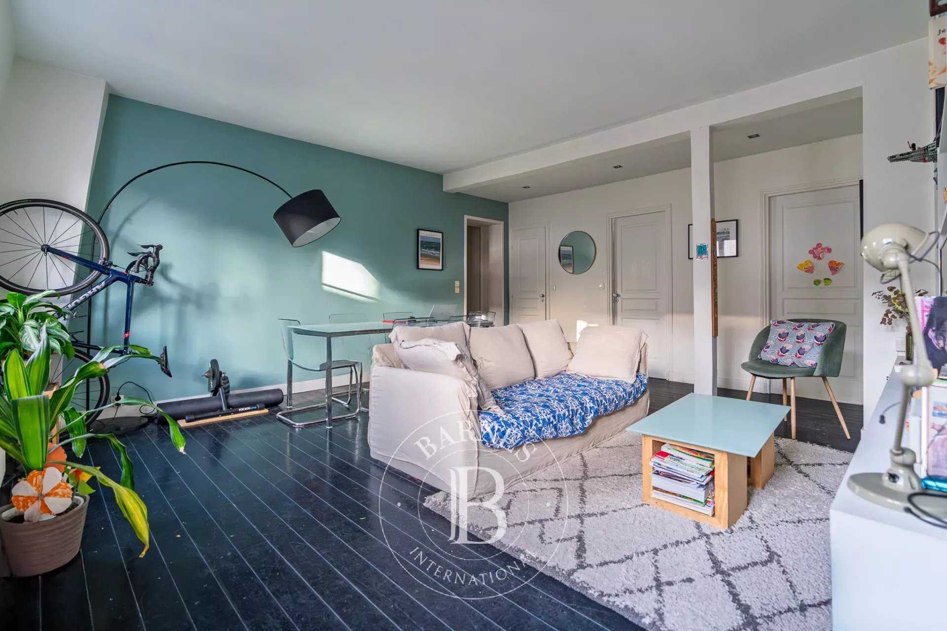 Appartement Levallois-Perret  -  ref 86637663 (picture 2)