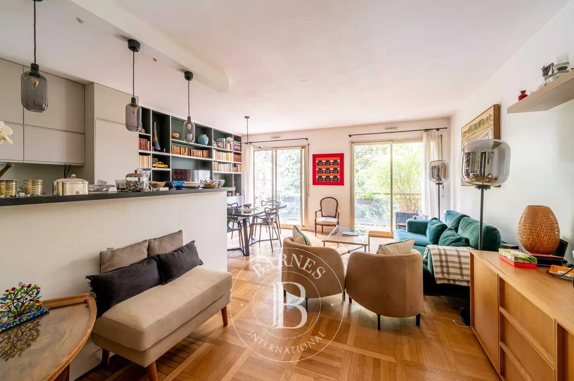 Appartement Neuilly-sur-Seine  -  ref 85968370 (picture 3)