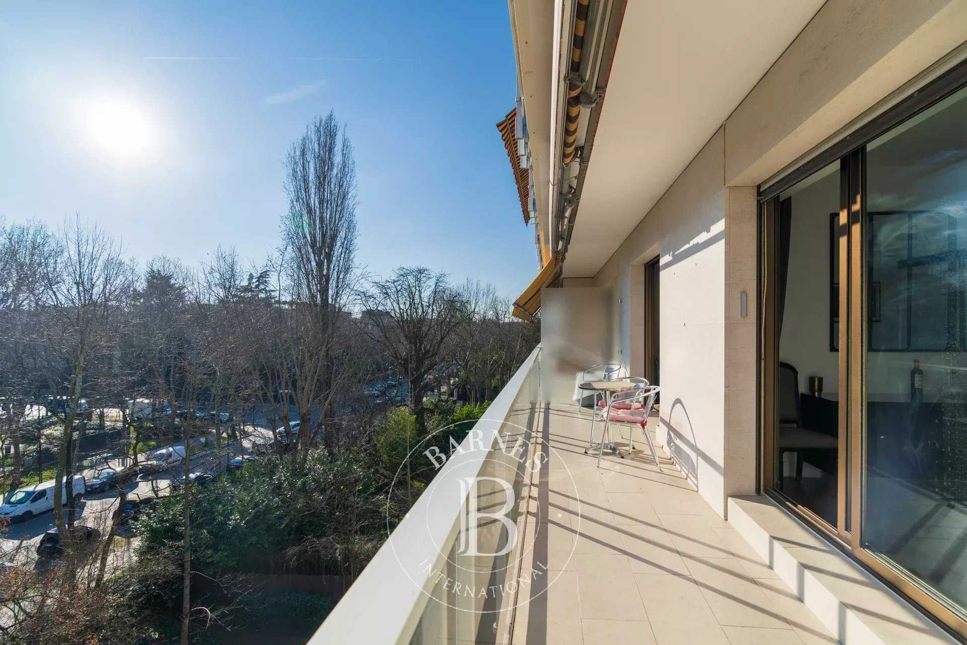 Piso Neuilly-sur-Seine  -  ref 85906385 (picture 3)