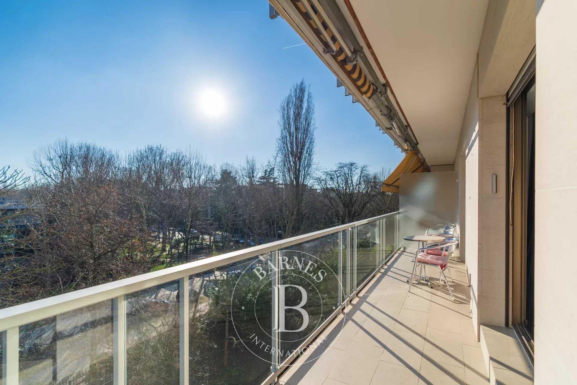 Piso Neuilly-sur-Seine  -  ref 85906385 (picture 1)