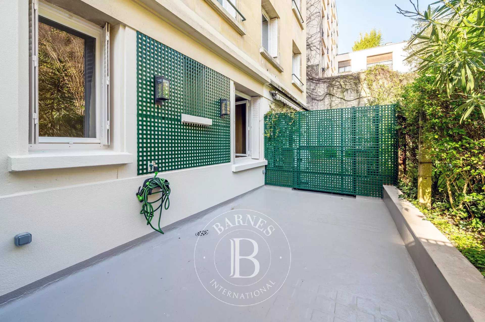 Piso Neuilly-sur-Seine  -  ref 85836964 (picture 2)