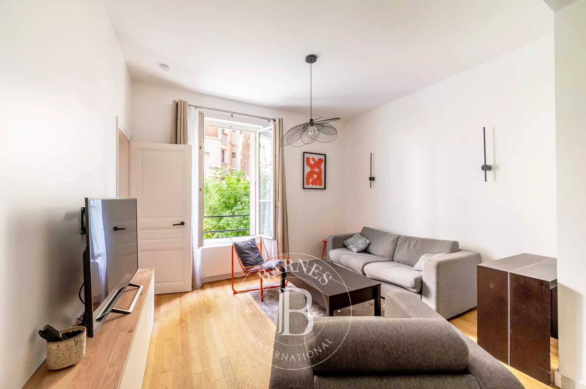 Apartment Levallois-Perret  -  ref 85996230 (picture 1)