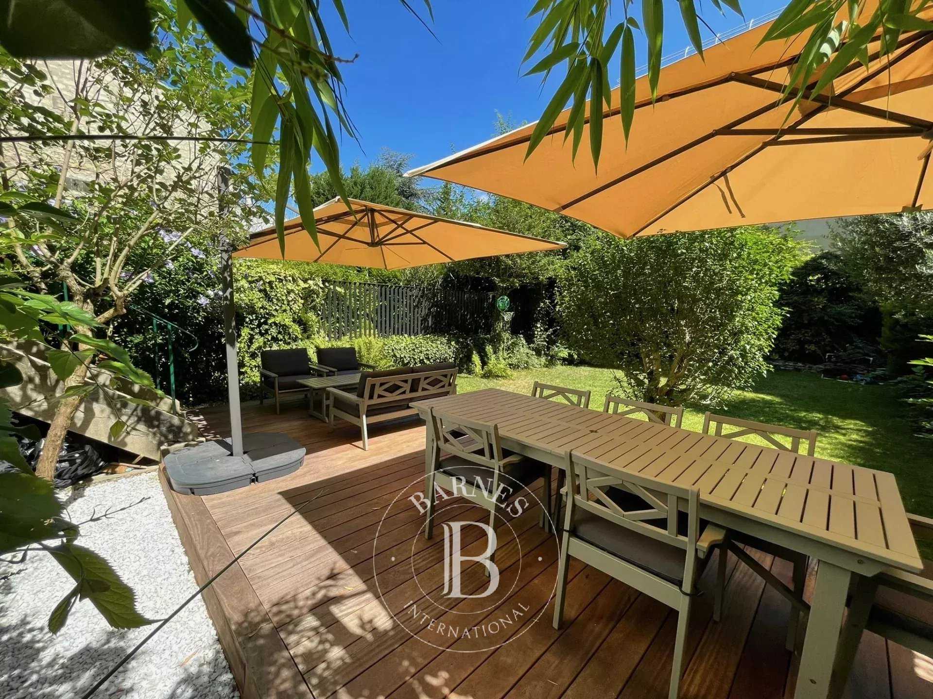 Appartement Neuilly-sur-Seine  -  ref 86748858 (picture 1)