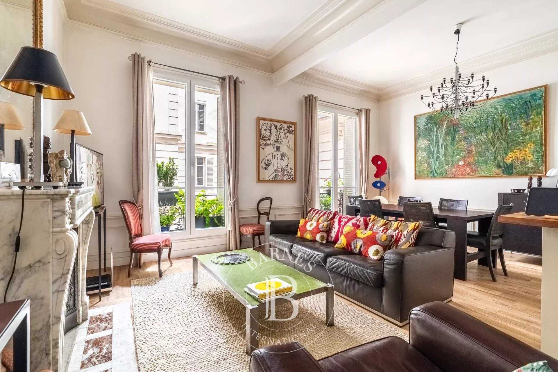 Appartement Neuilly-sur-Seine  -  ref 85982601 (picture 1)