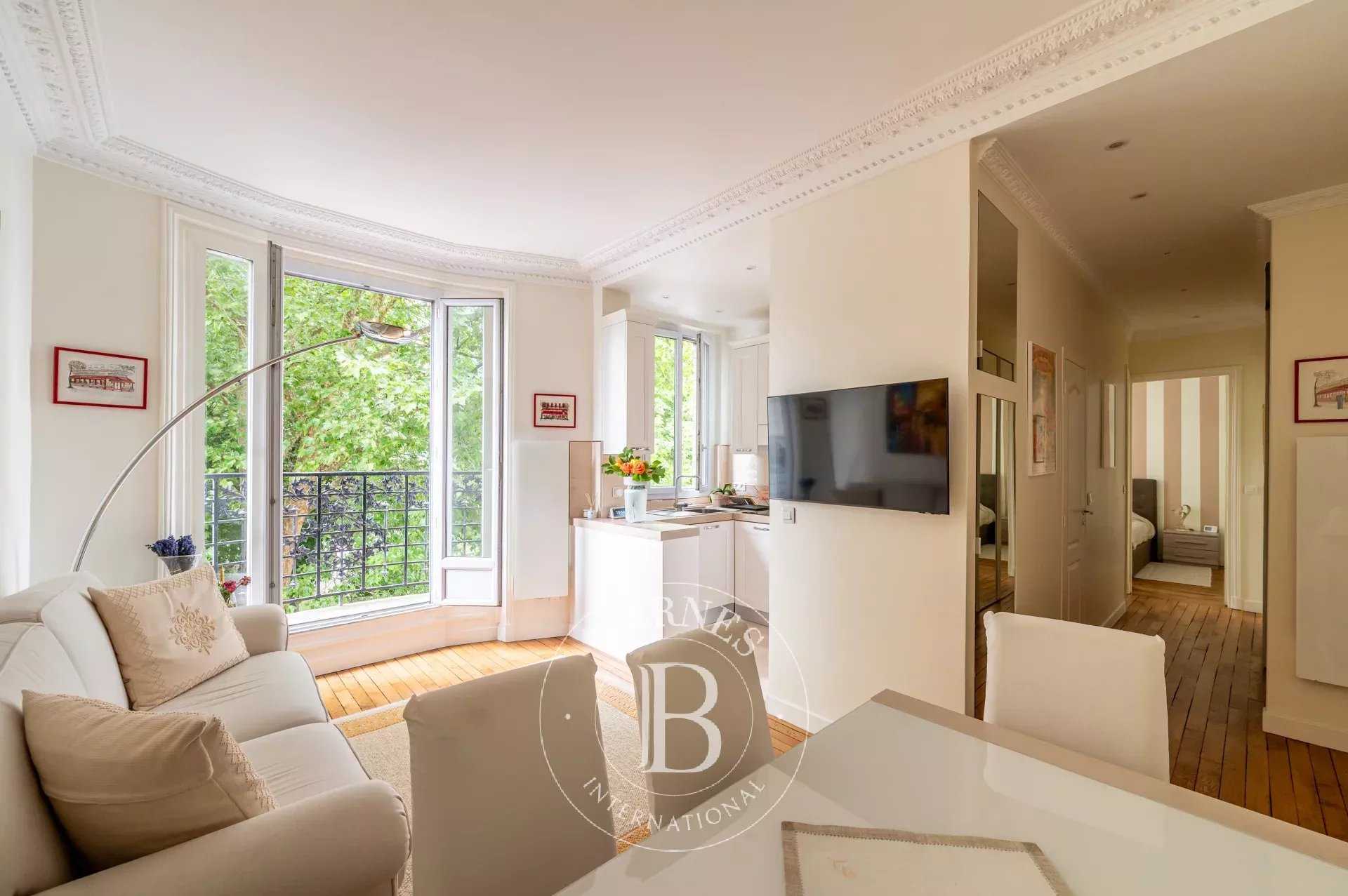 Appartement Neuilly-sur-Seine  -  ref 86055281 (picture 1)