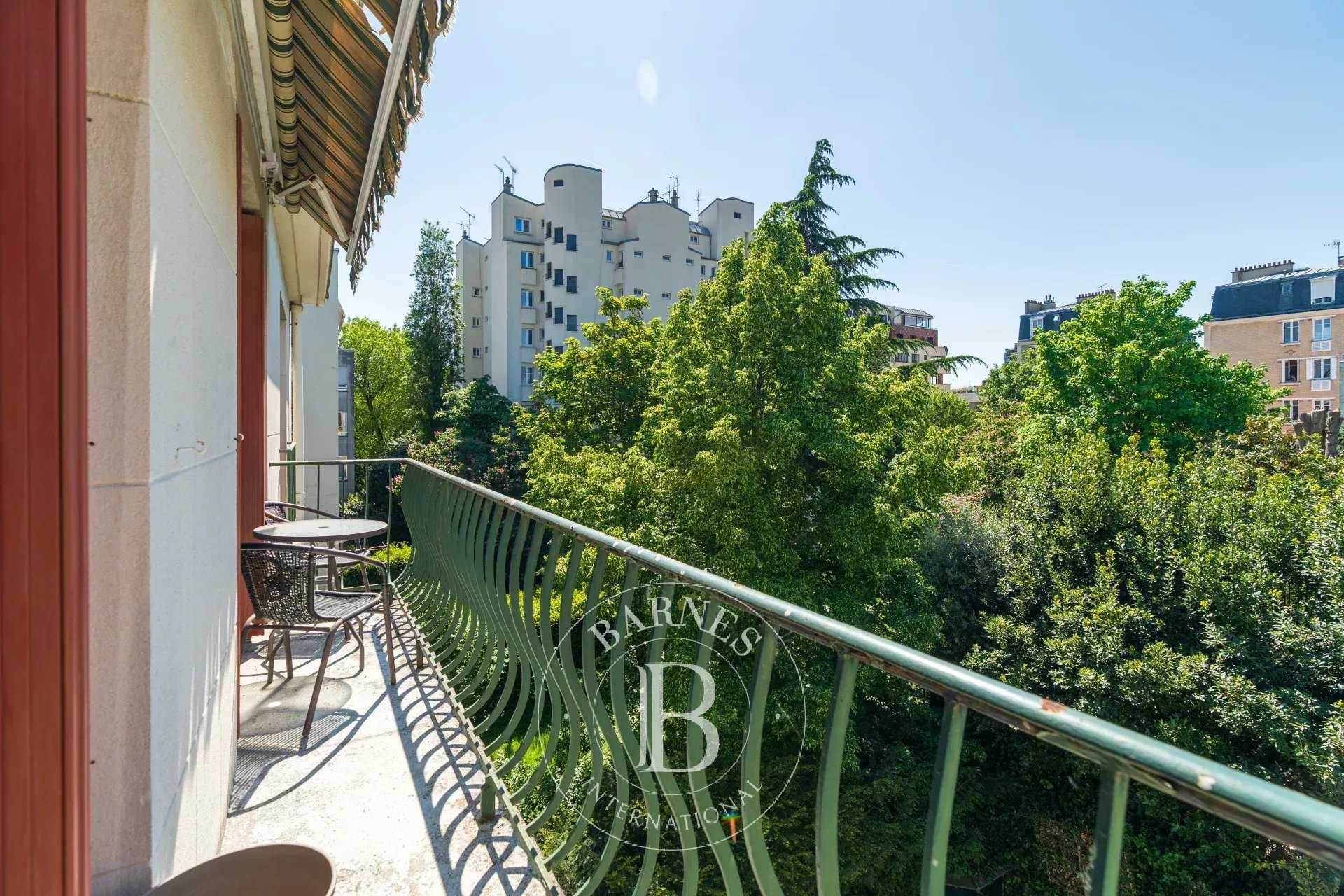 Apartment Neuilly-sur-Seine  -  ref 85930753 (picture 2)