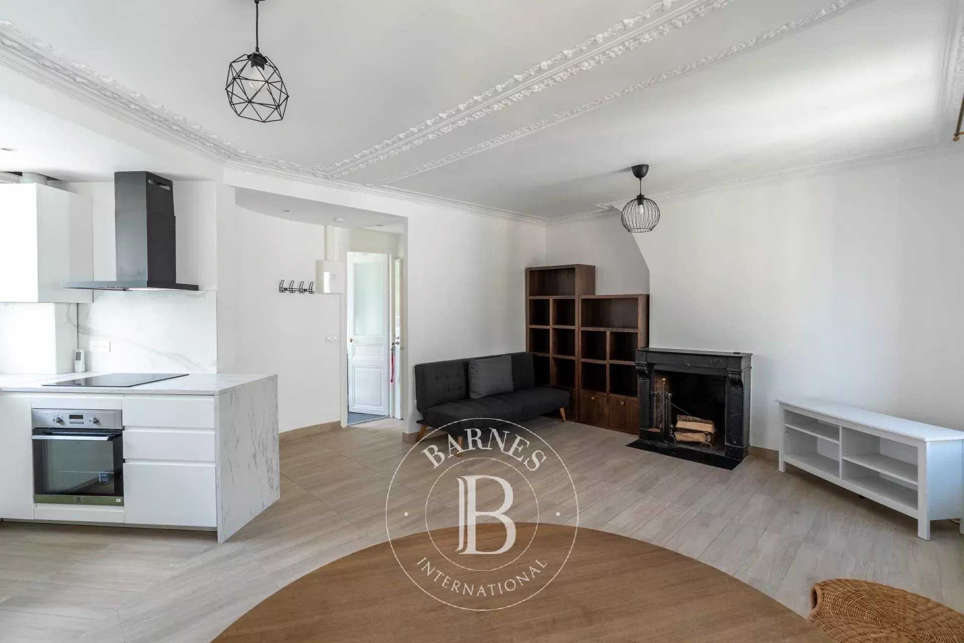 Apartment Neuilly-sur-Seine  -  ref 84946766 (picture 3)