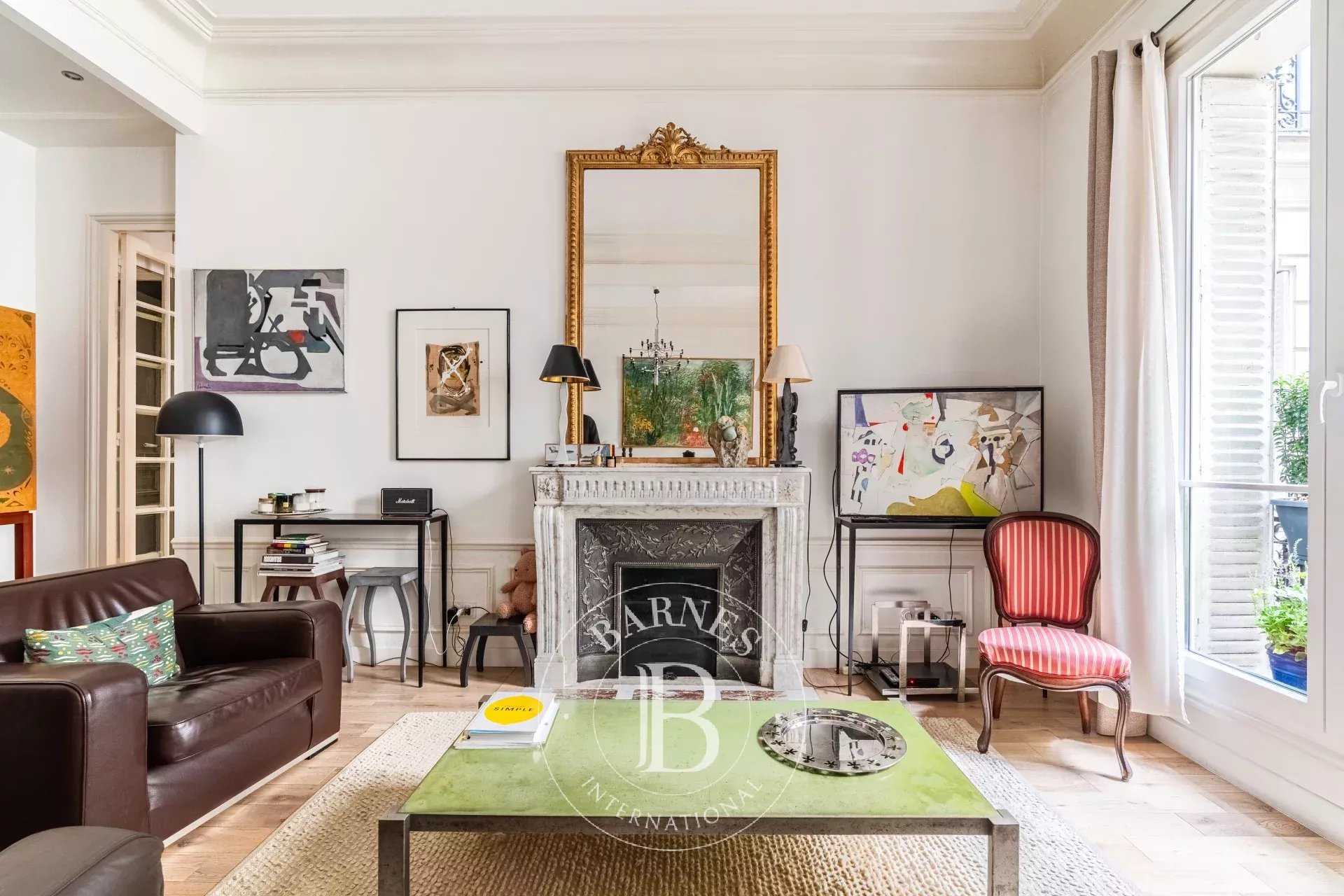 Appartement Neuilly-sur-Seine  -  ref 85982601 (picture 2)