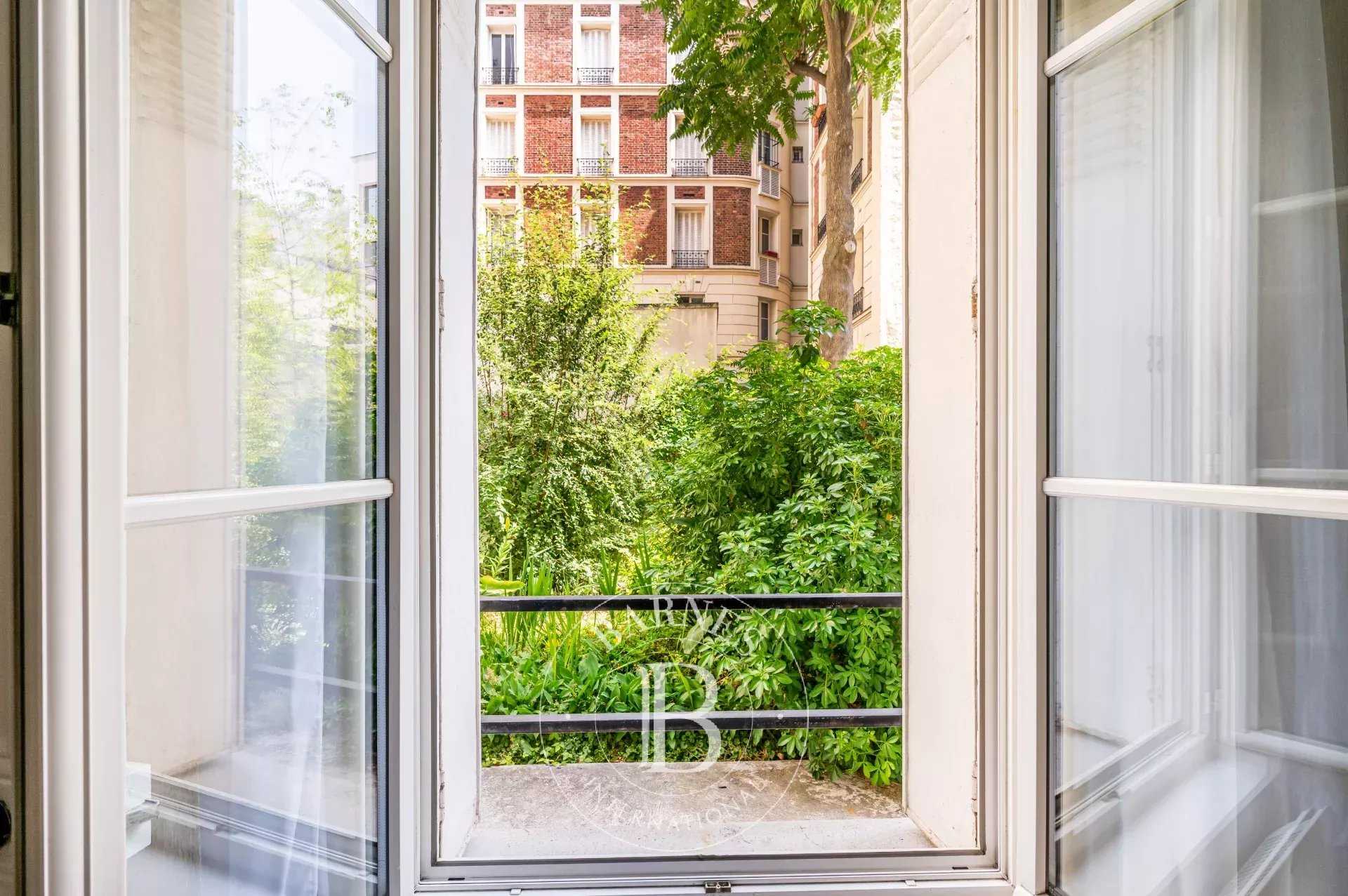 Apartment Levallois-Perret  -  ref 85996230 (picture 2)