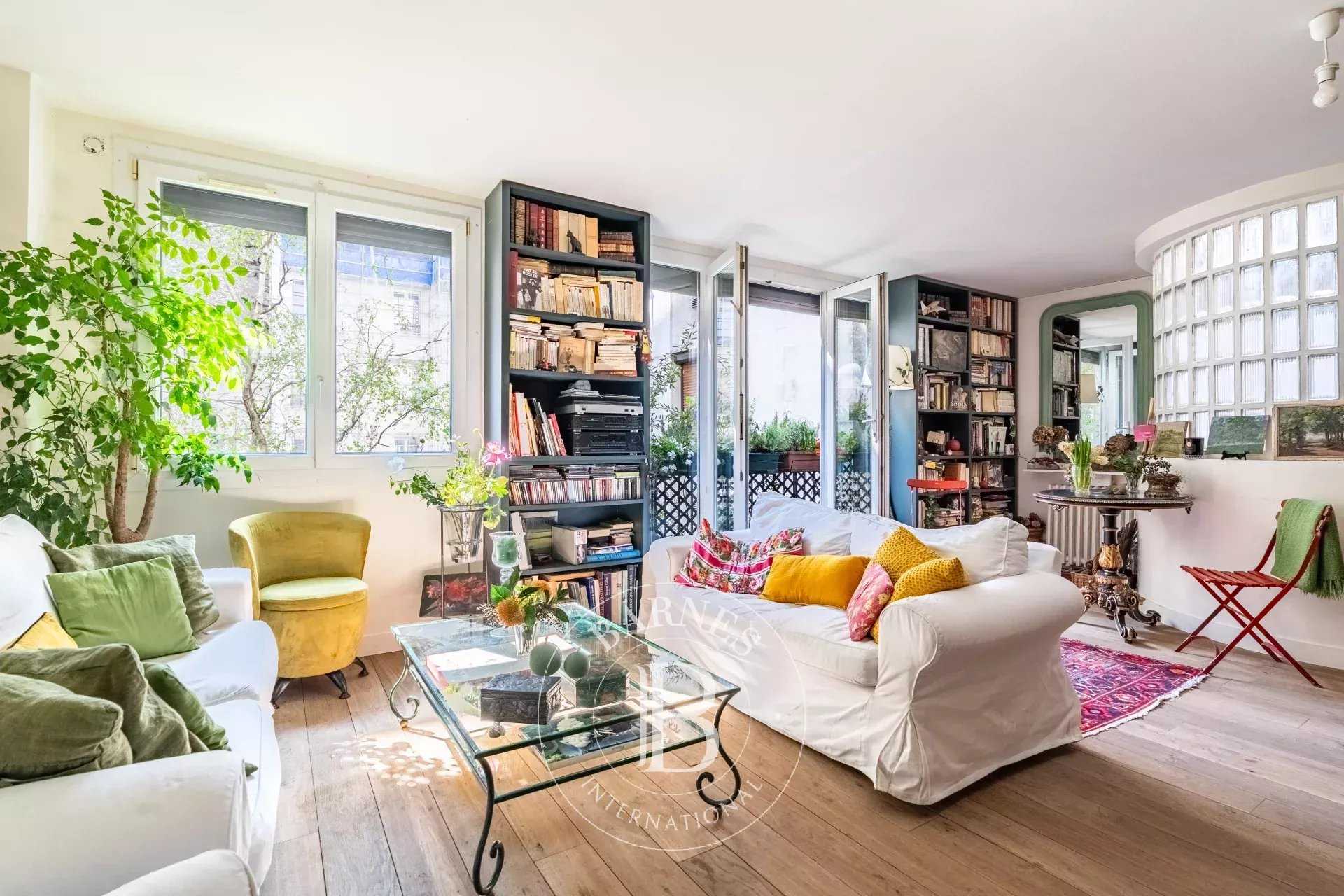 Appartement Neuilly-sur-Seine  -  ref 85827998 (picture 1)