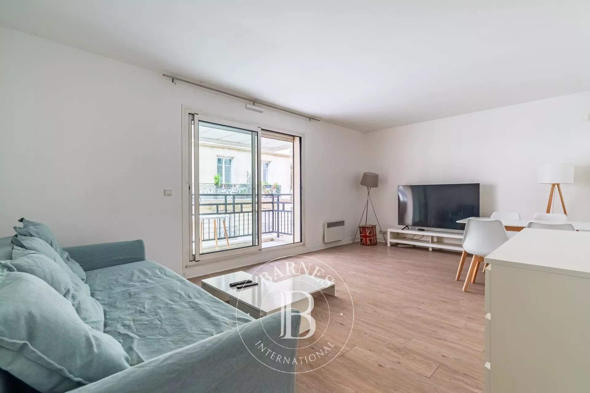 Neuilly-sur-Seine  - Piso 2 Cuartos, 1 Habitacion - picture 1