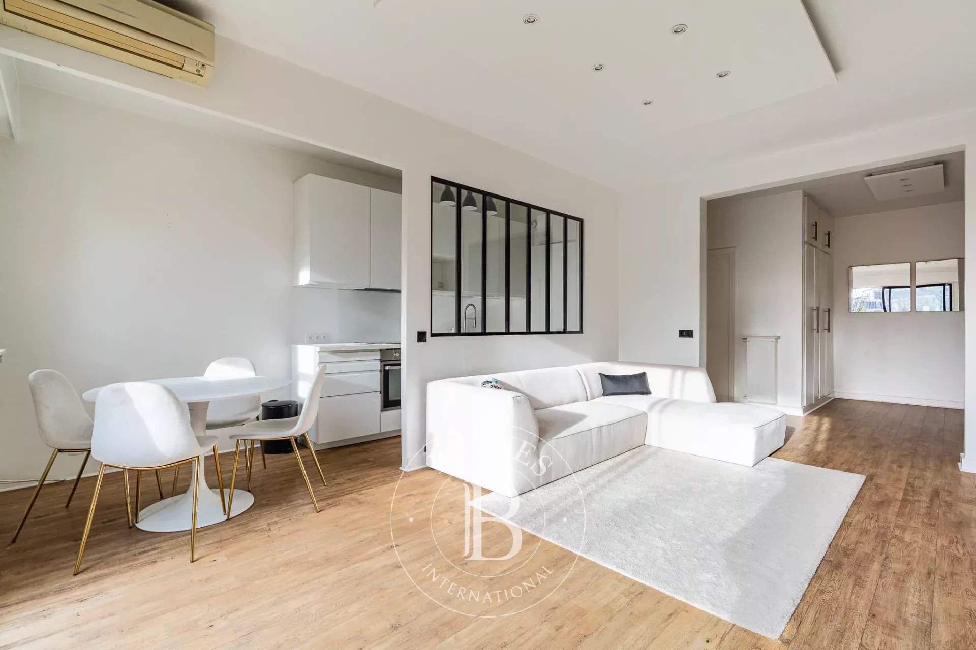 Neuilly-sur-Seine  - Appartement 2 Pi&egrave;ces, 1 Chambre - picture 6