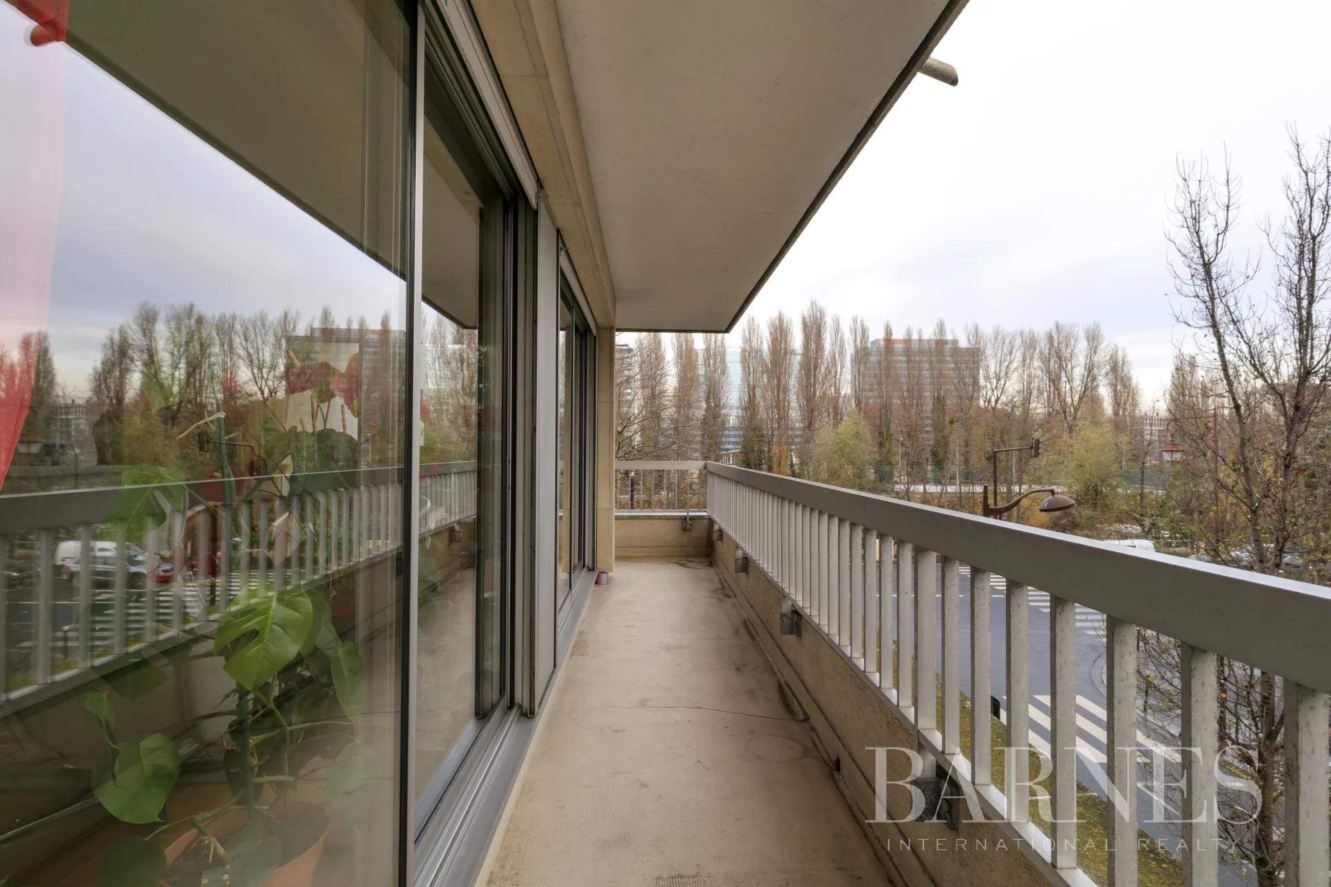 Neuilly-sur-Seine  - Appartement 4 Pièces 2 Chambres - picture 2