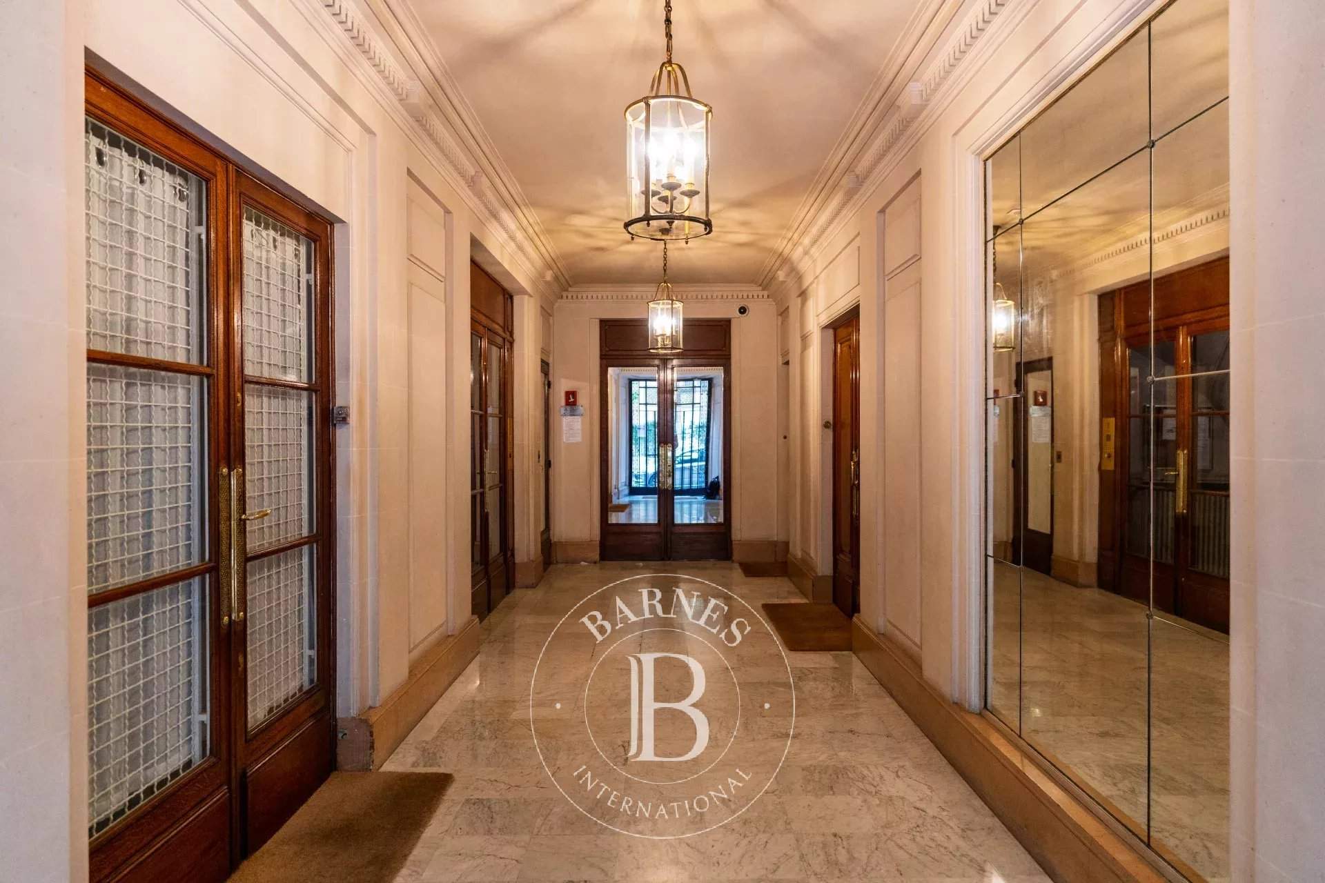 Neuilly-sur-Seine  - Apartment  - picture 9