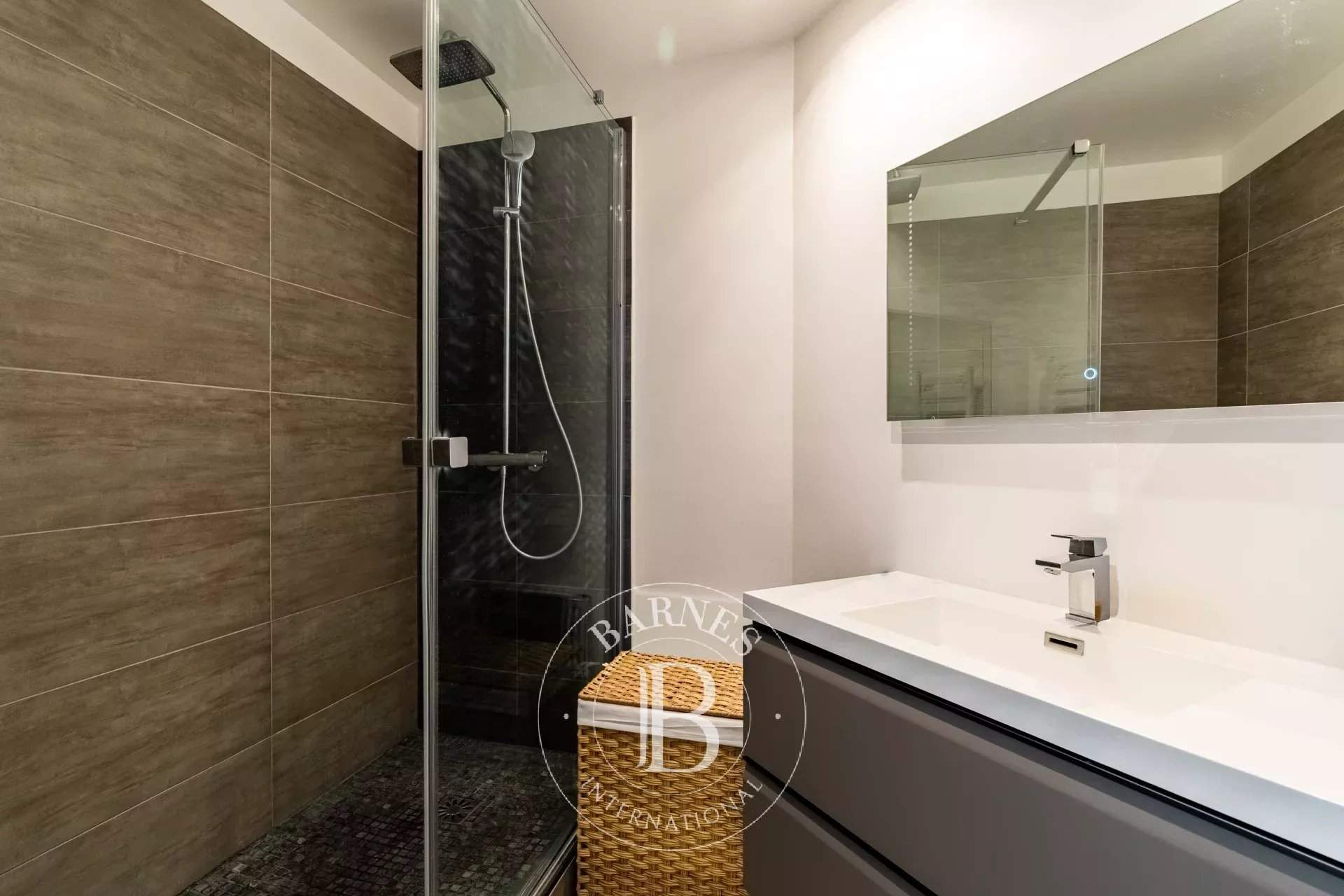 Levallois-Perret  - Apartment 1 Bedroom - picture 11