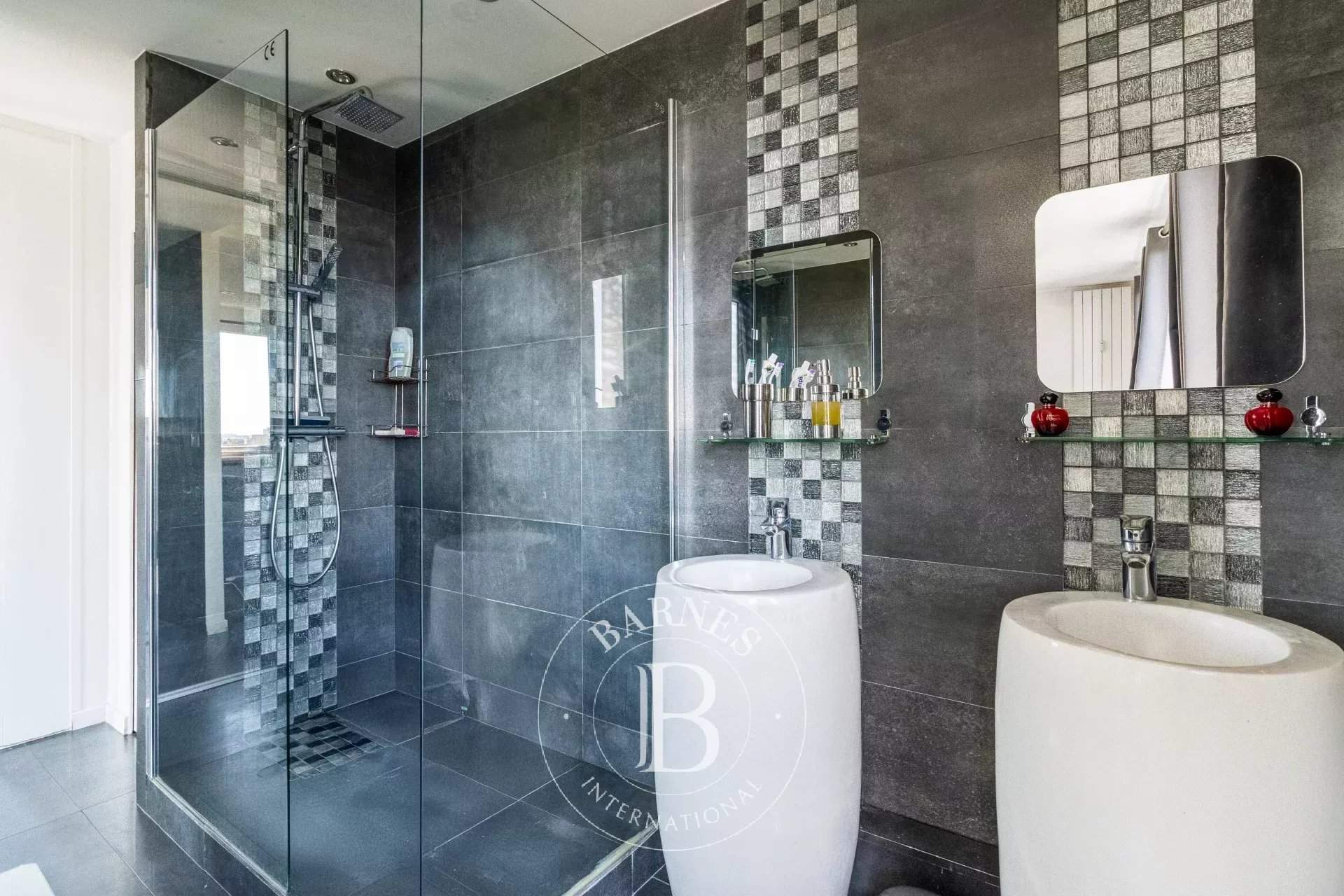 Neuilly-sur-Seine  - Appartement 4 Pièces - picture 16