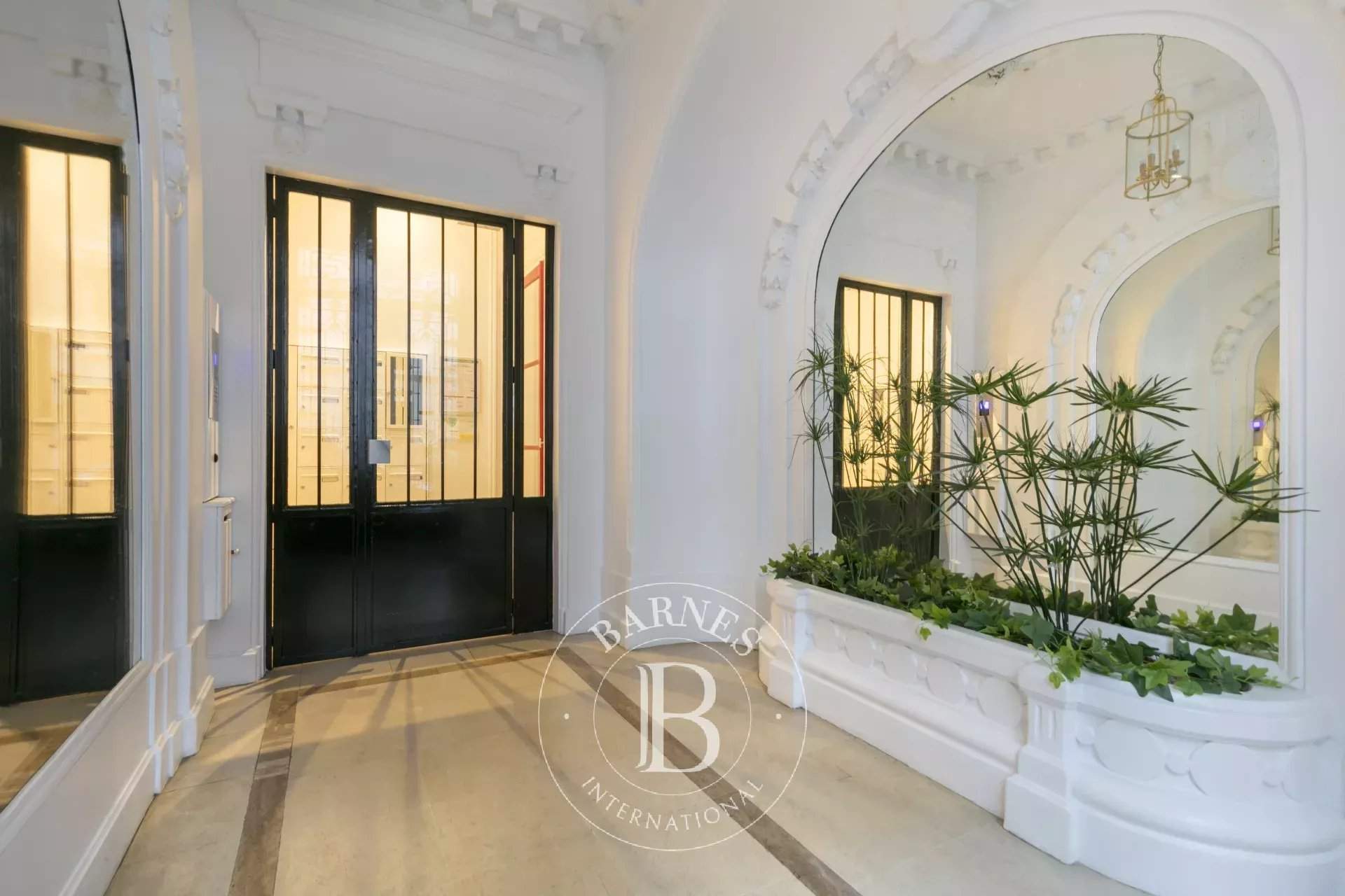 Neuilly-sur-Seine  - Appartement 1 Pièce - picture 1