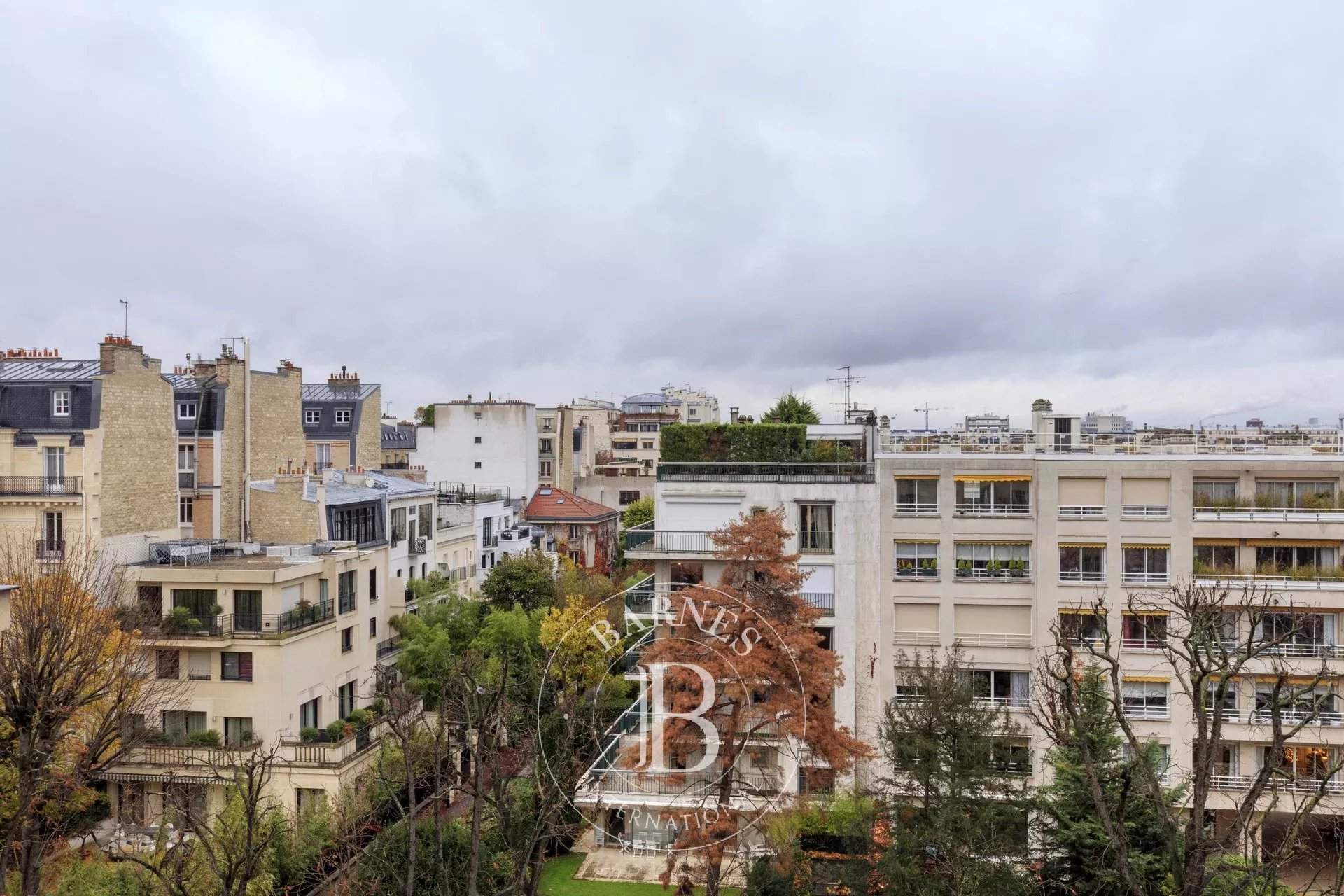 Neuilly-sur-Seine  - Apartment 2 Bedrooms - picture 1