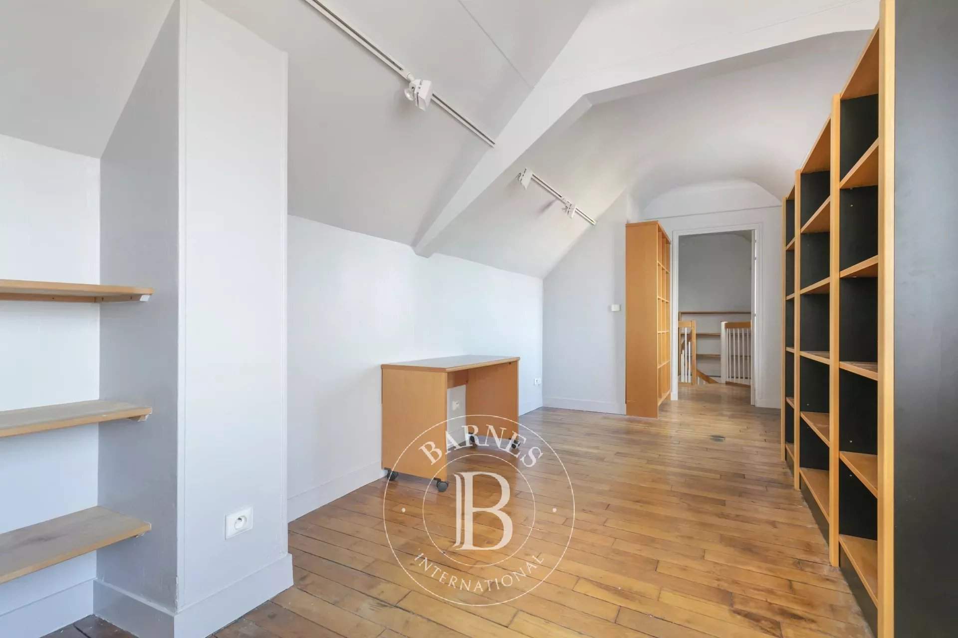 Neuilly-sur-Seine  - Piso 4 Cuartos 2 Habitaciones - picture 12