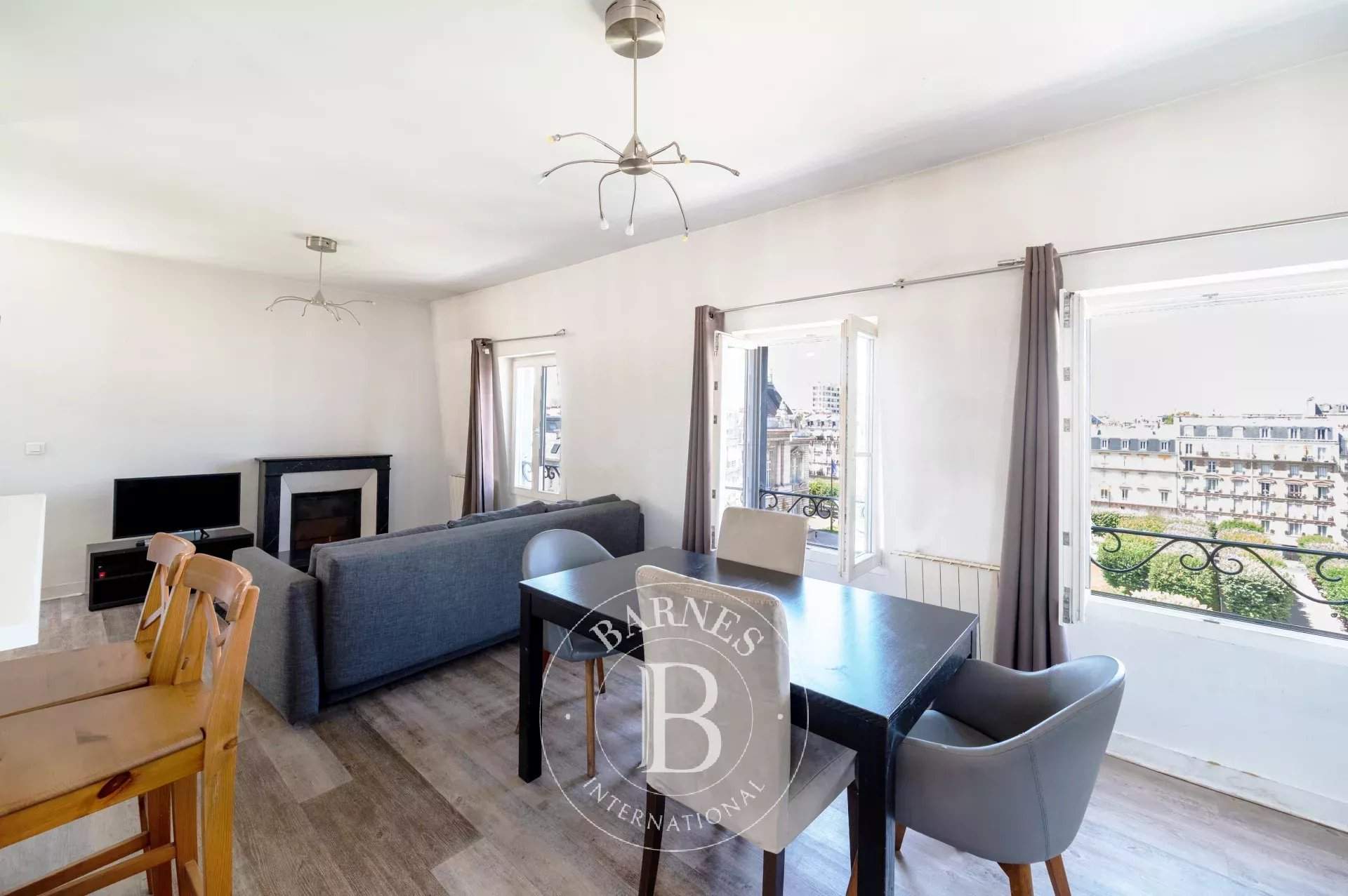 Levallois-Perret  - Apartment 1 Bedroom - picture 1