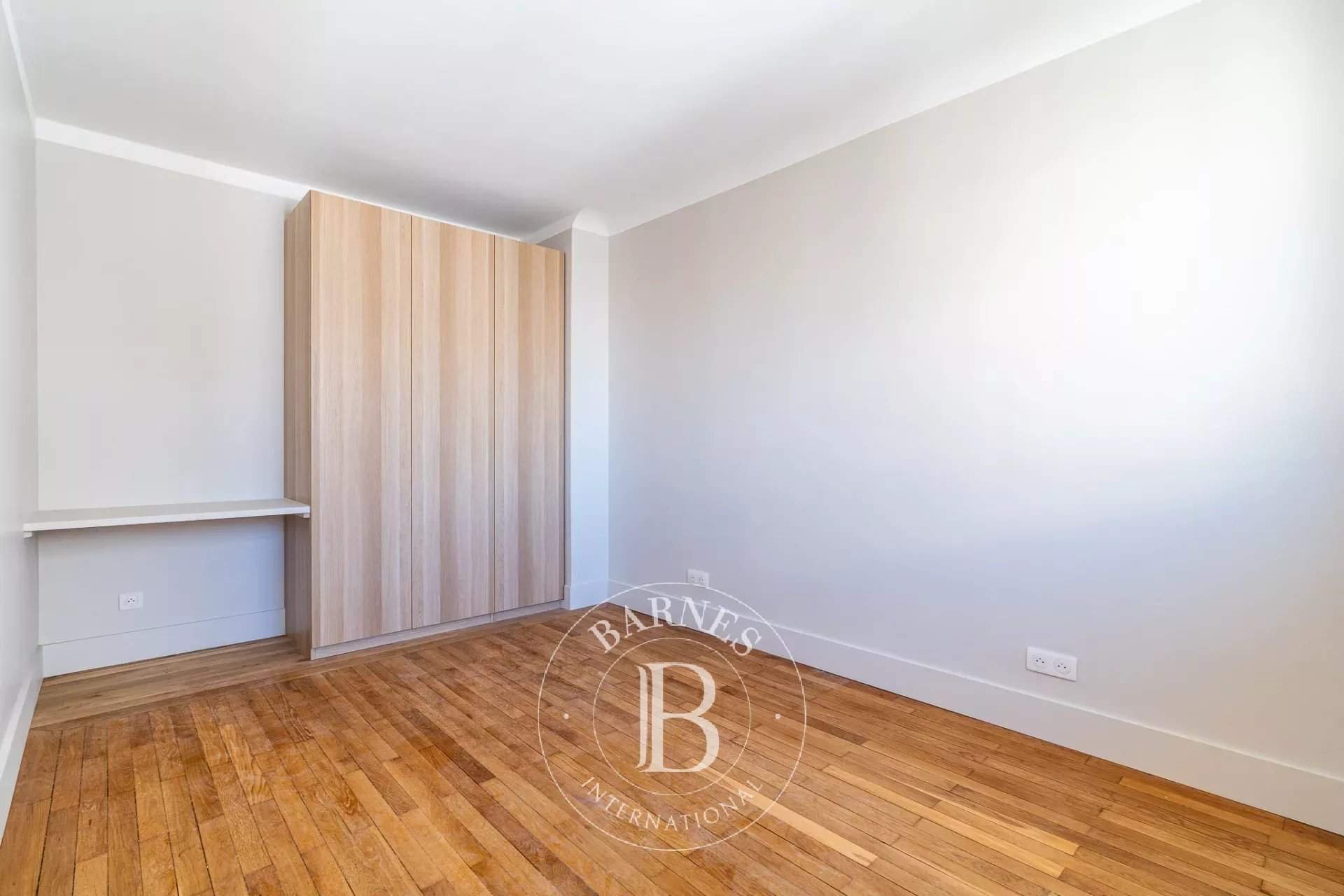 Levallois-Perret  - Apartment 2 Bedrooms - picture 10