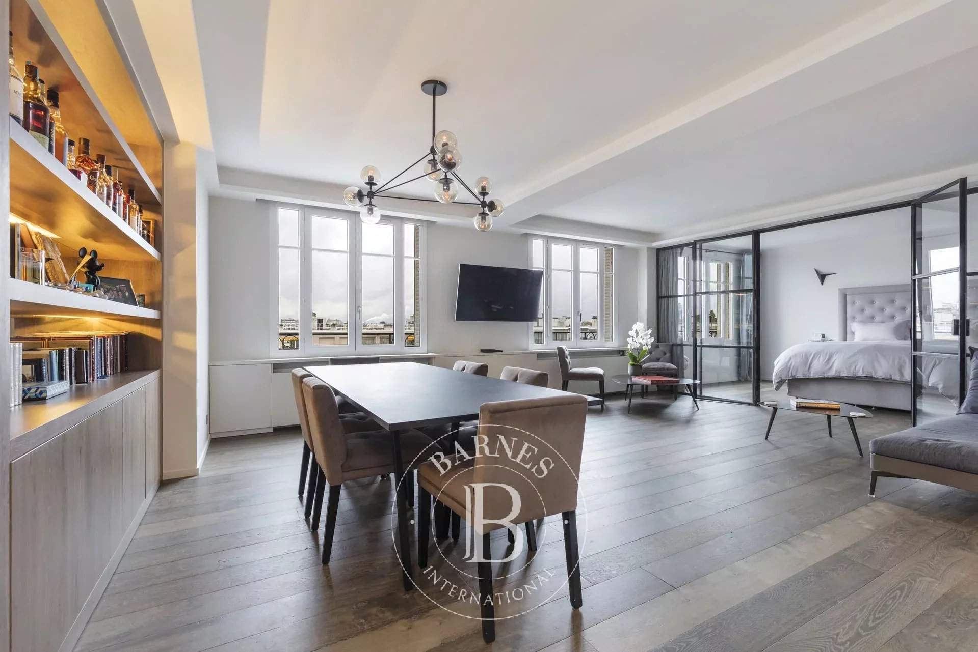 Neuilly-sur-Seine  - Apartment 2 Bedrooms - picture 2