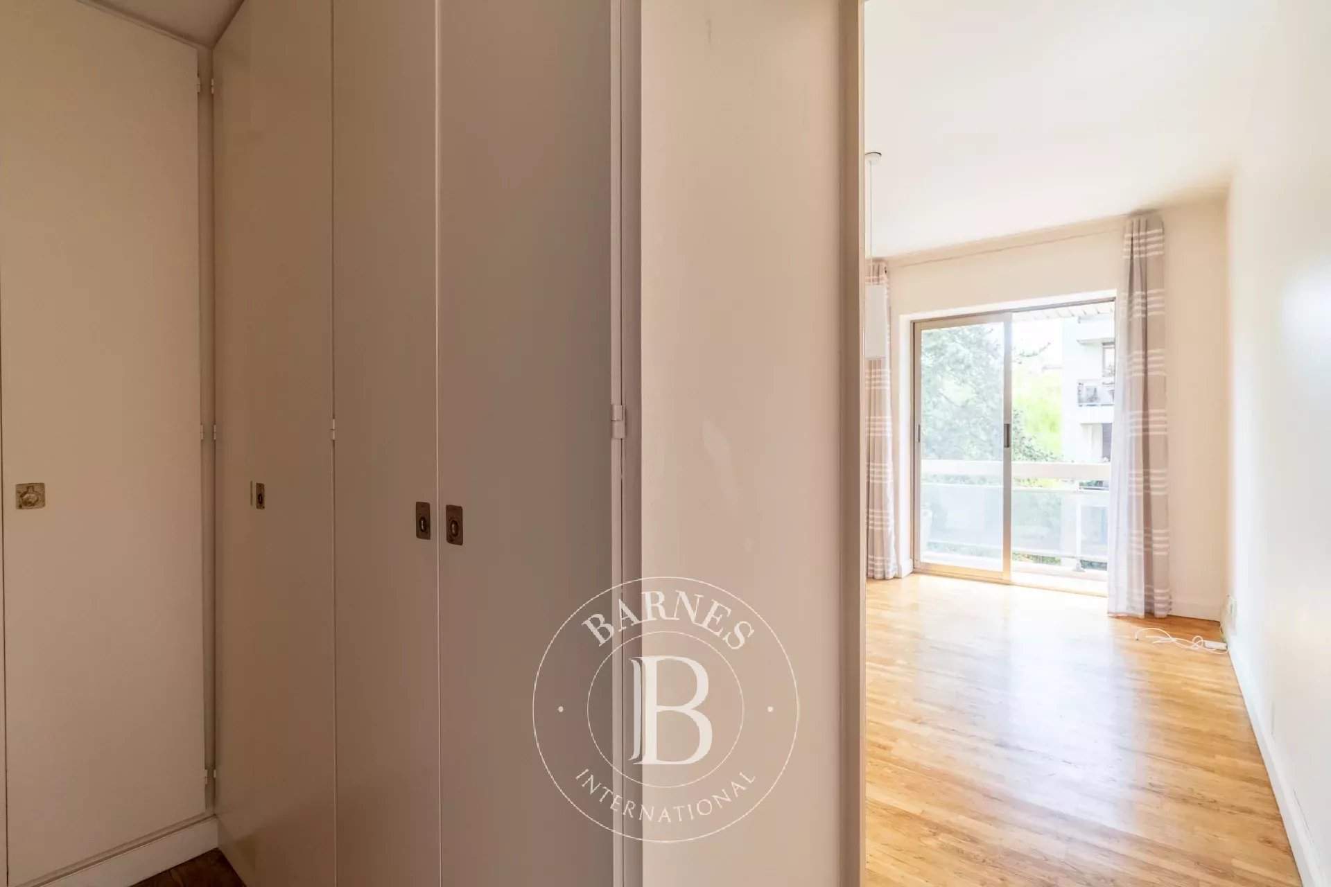 Neuilly-sur-Seine  - Appartement 2 Pièces, 1 Chambre - picture 8