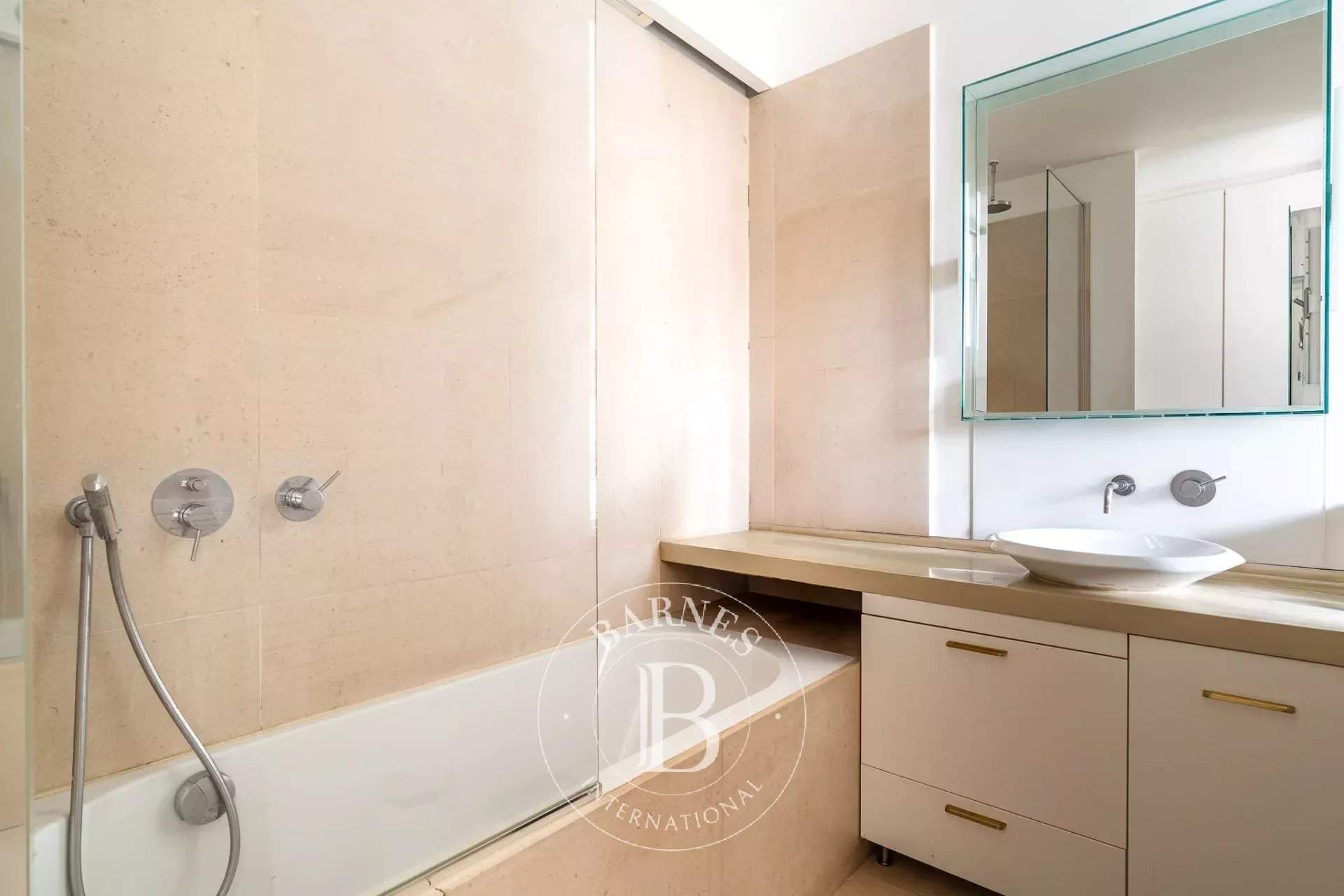 Neuilly-sur-Seine  - Piso 4 Cuartos 3 Habitaciones - picture 14