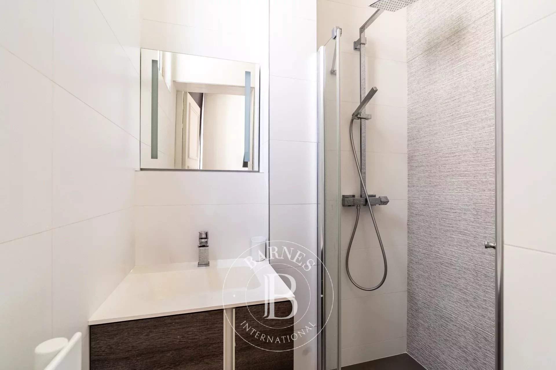 Neuilly-sur-Seine  - Appartement 2 Pièces, 1 Chambre - picture 8