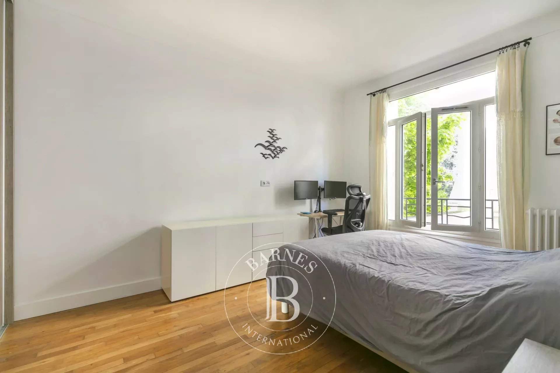 Neuilly-sur-Seine  - Apartment 2 Bedrooms - picture 9