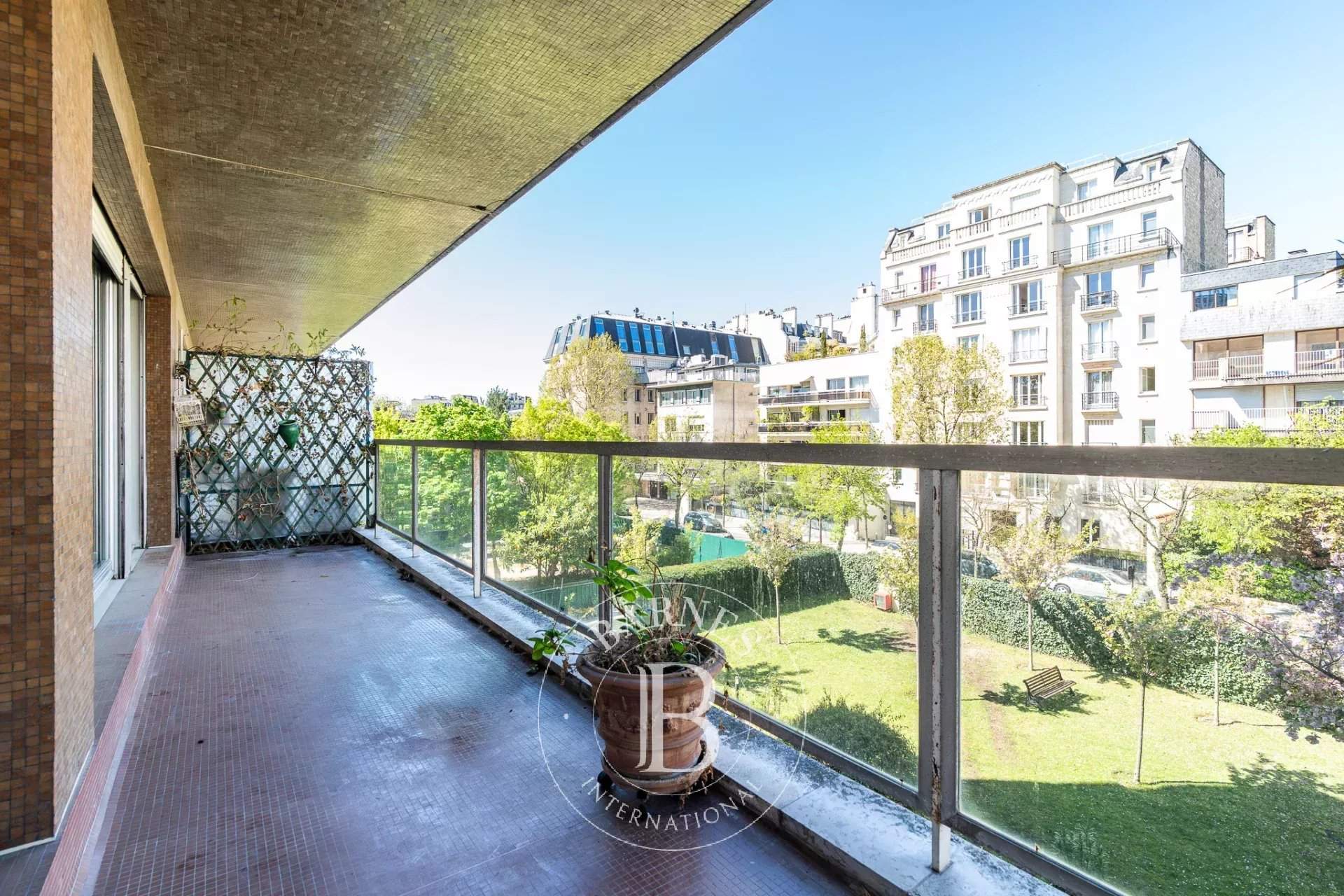 Neuilly-sur-Seine  - Apartment 1 Bedroom - picture 1