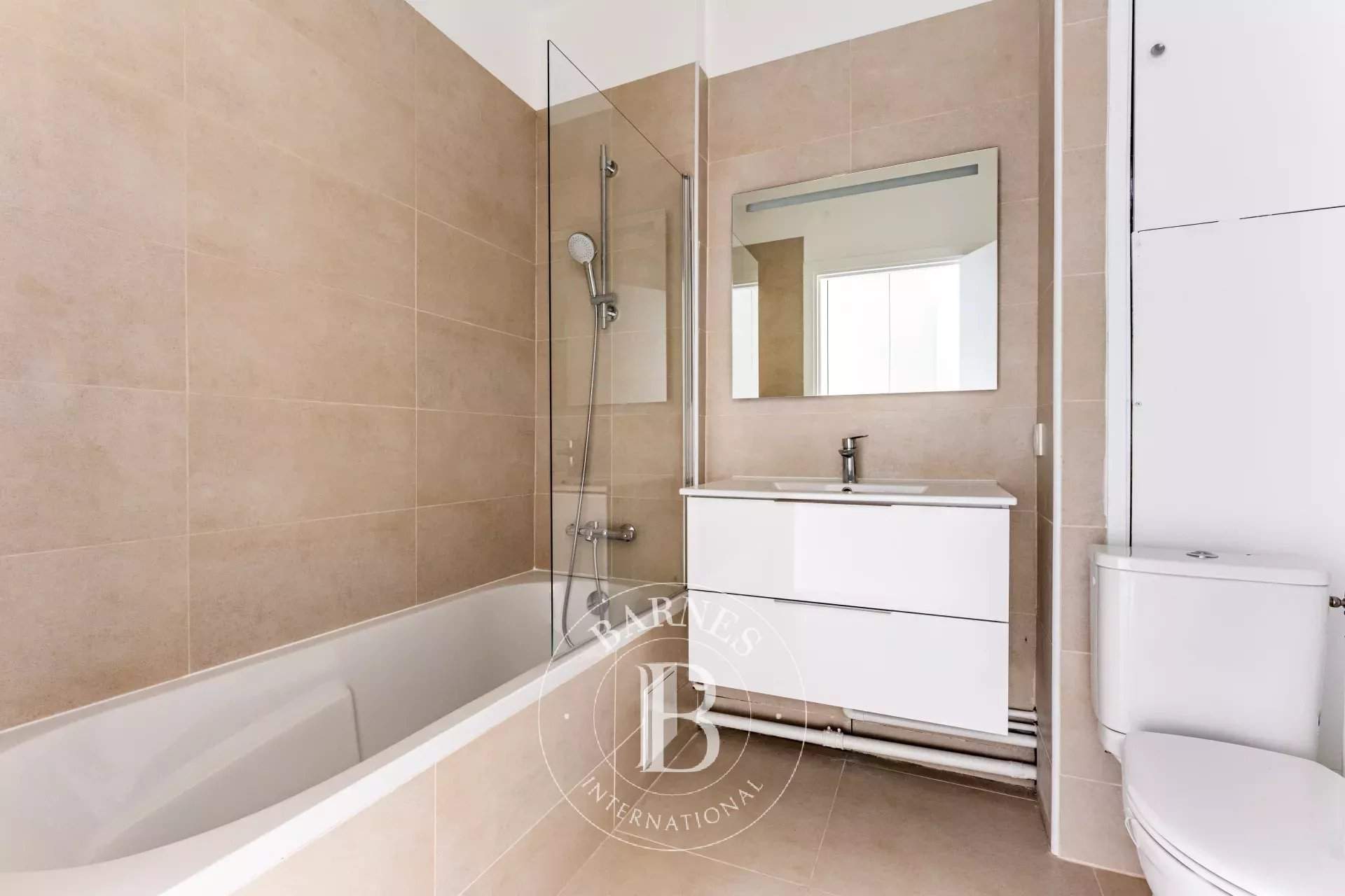 Neuilly-sur-Seine  - Appartement 4 Pièces 3 Chambres - picture 11