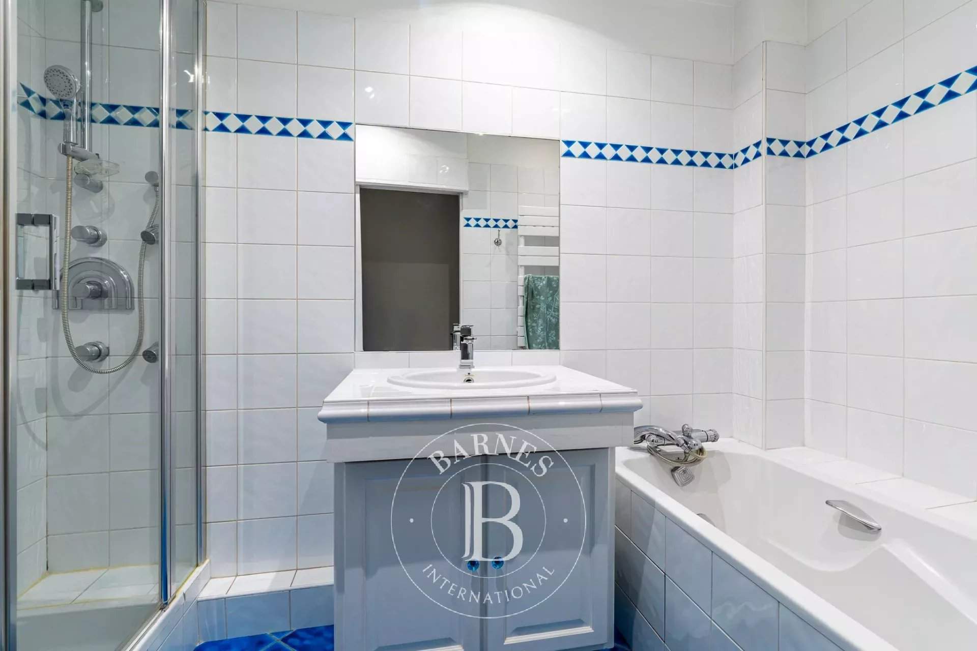 Neuilly-sur-Seine  - Piso 4 Cuartos 2 Habitaciones - picture 11