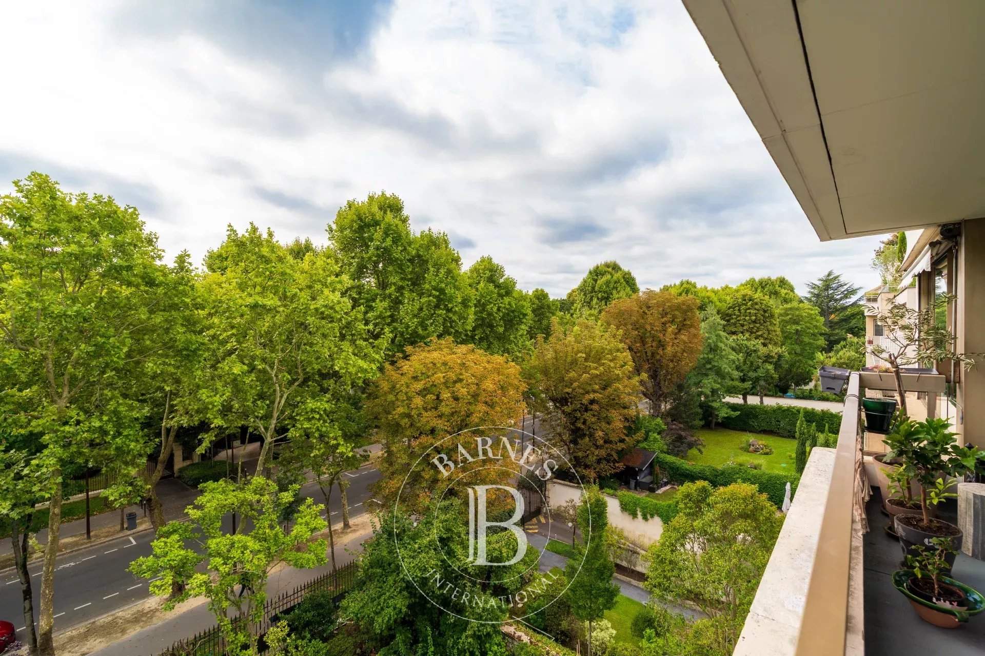 Neuilly-sur-Seine  - Appartement 4 Pièces 3 Chambres - picture 2