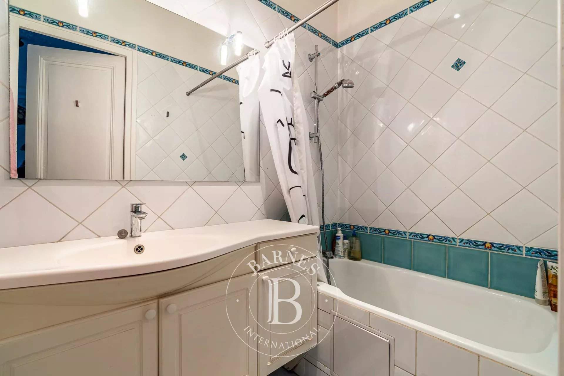 Neuilly-sur-Seine  - Appartement 3 Pi&egrave;ces 2 Chambres - picture 11