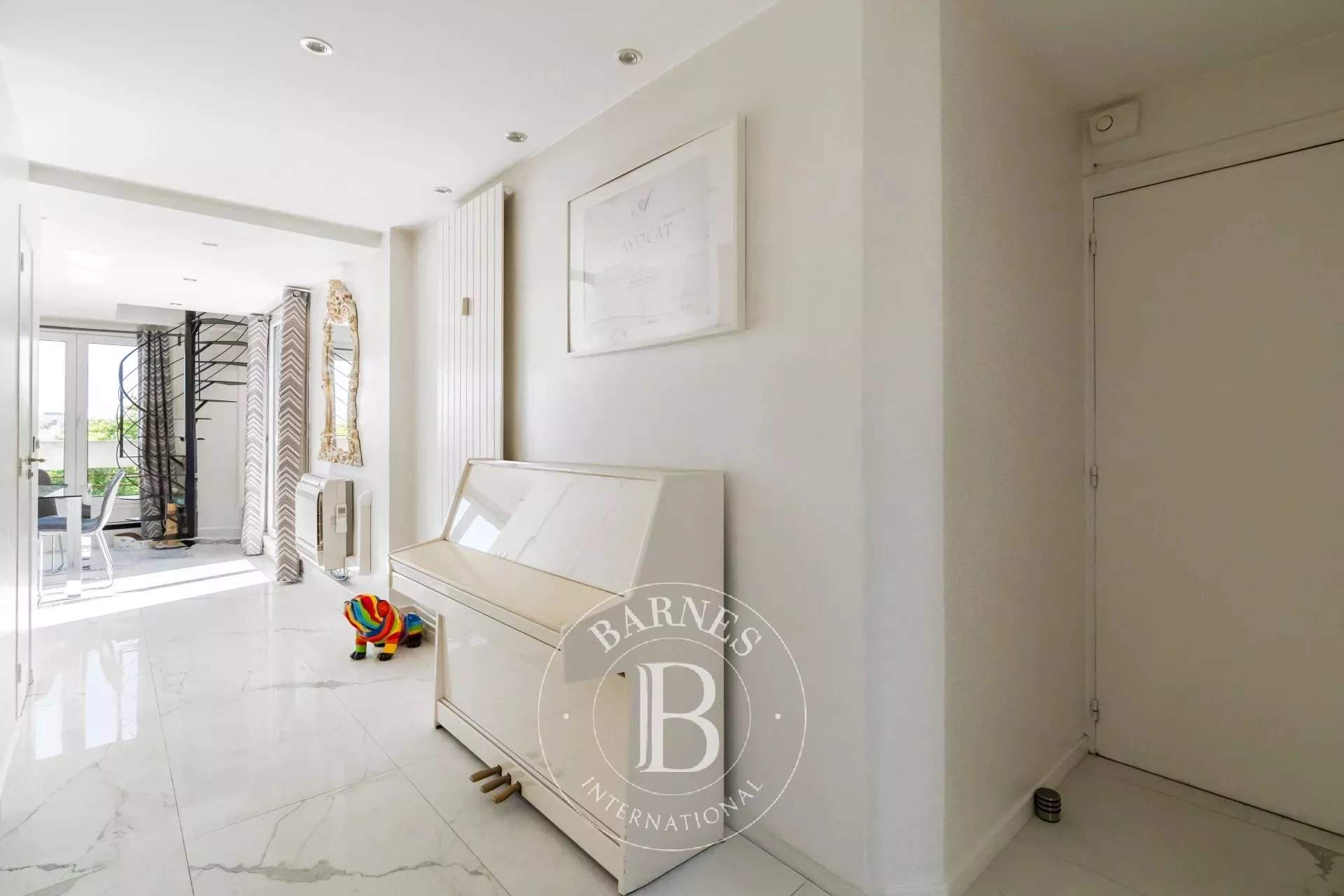 Neuilly-sur-Seine  - Appartement 4 Pièces - picture 11