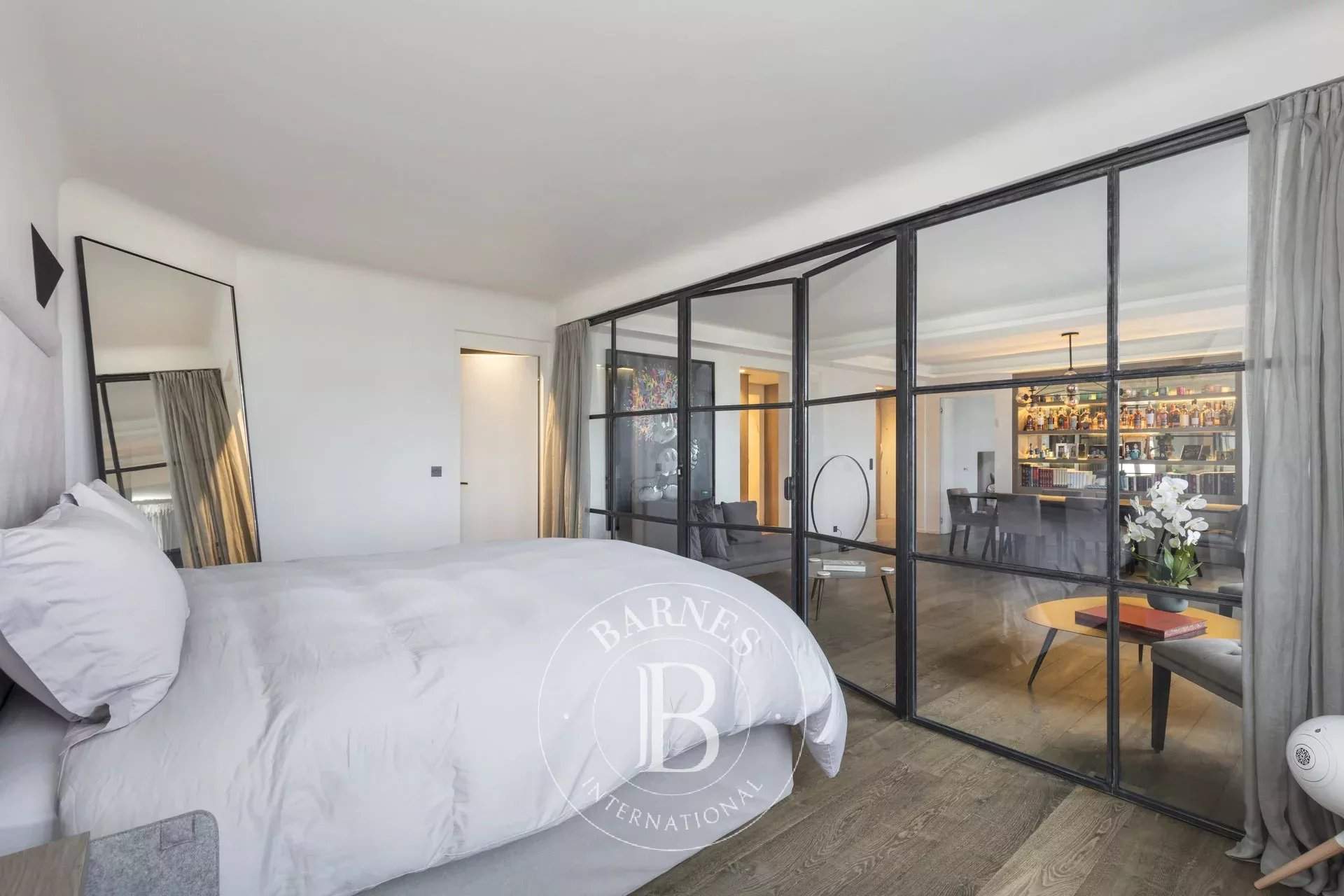 Neuilly-sur-Seine  - Apartment 2 Bedrooms - picture 7