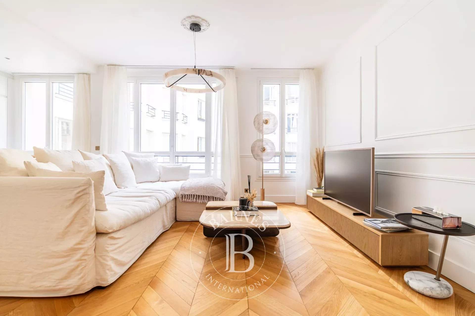 Neuilly-sur-Seine  - Appartement 3 Pi&egrave;ces 2 Chambres - picture 2