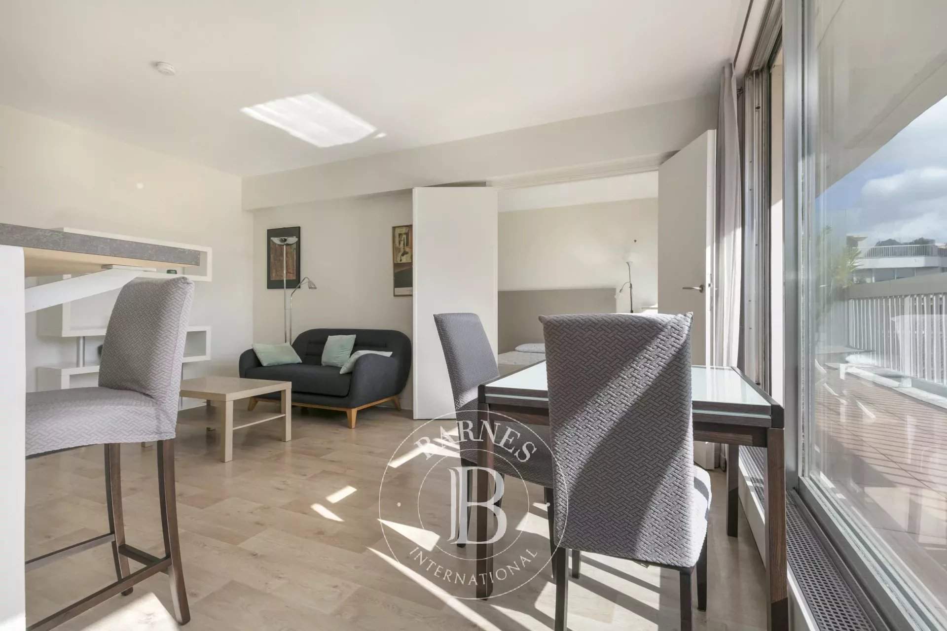 Neuilly-sur-Seine  - Piso 2 Cuartos, 1 Habitacion - picture 4