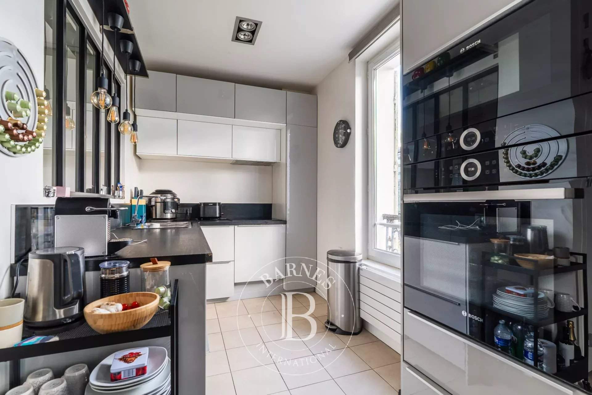 Neuilly-sur-Seine  - Apartment 3 Bedrooms - picture 8