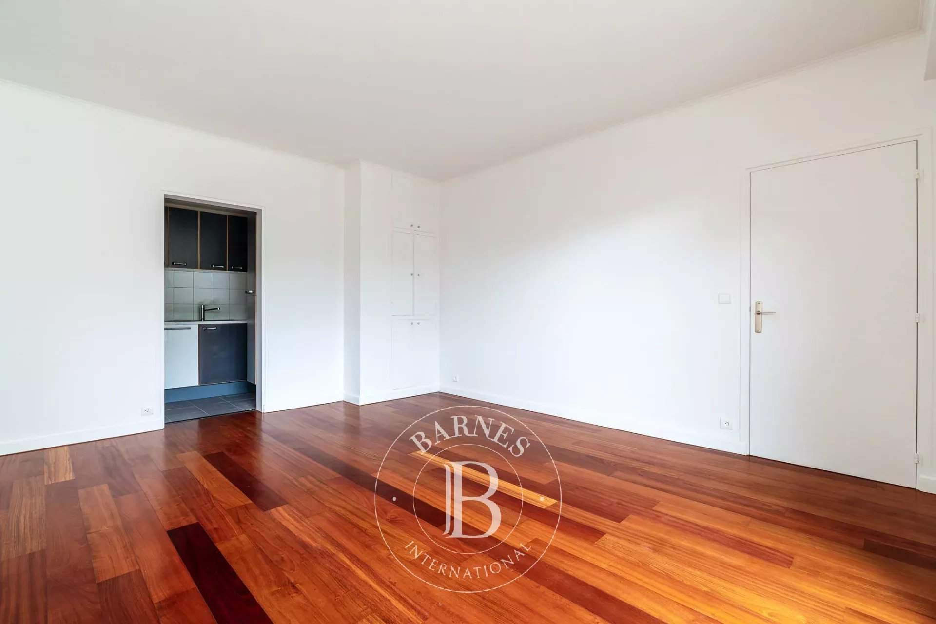 Neuilly-sur-Seine  - Piso 2 Cuartos, 1 Habitacion - picture 6