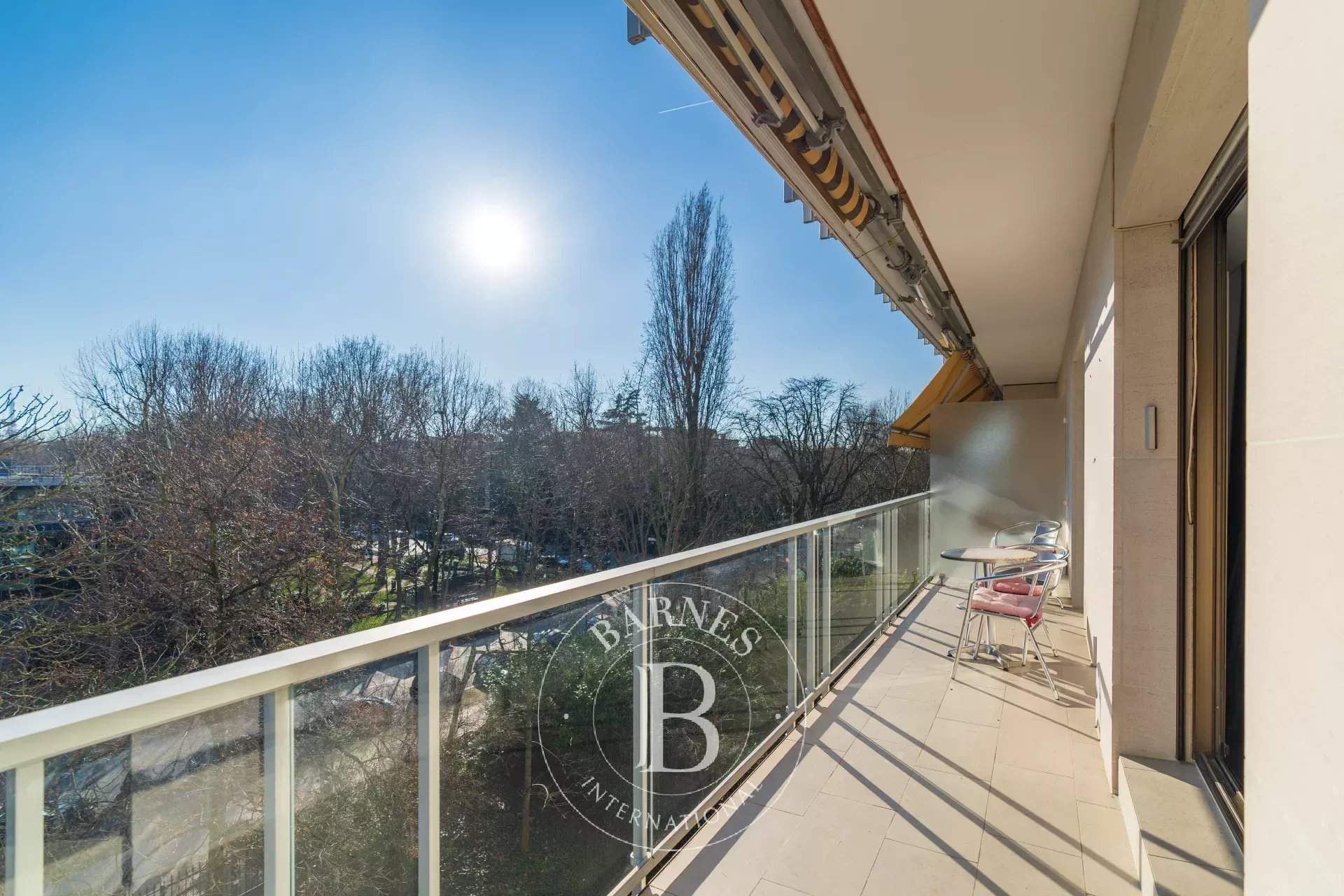 Neuilly-sur-Seine  - Apartment 2 Bedrooms - picture 1