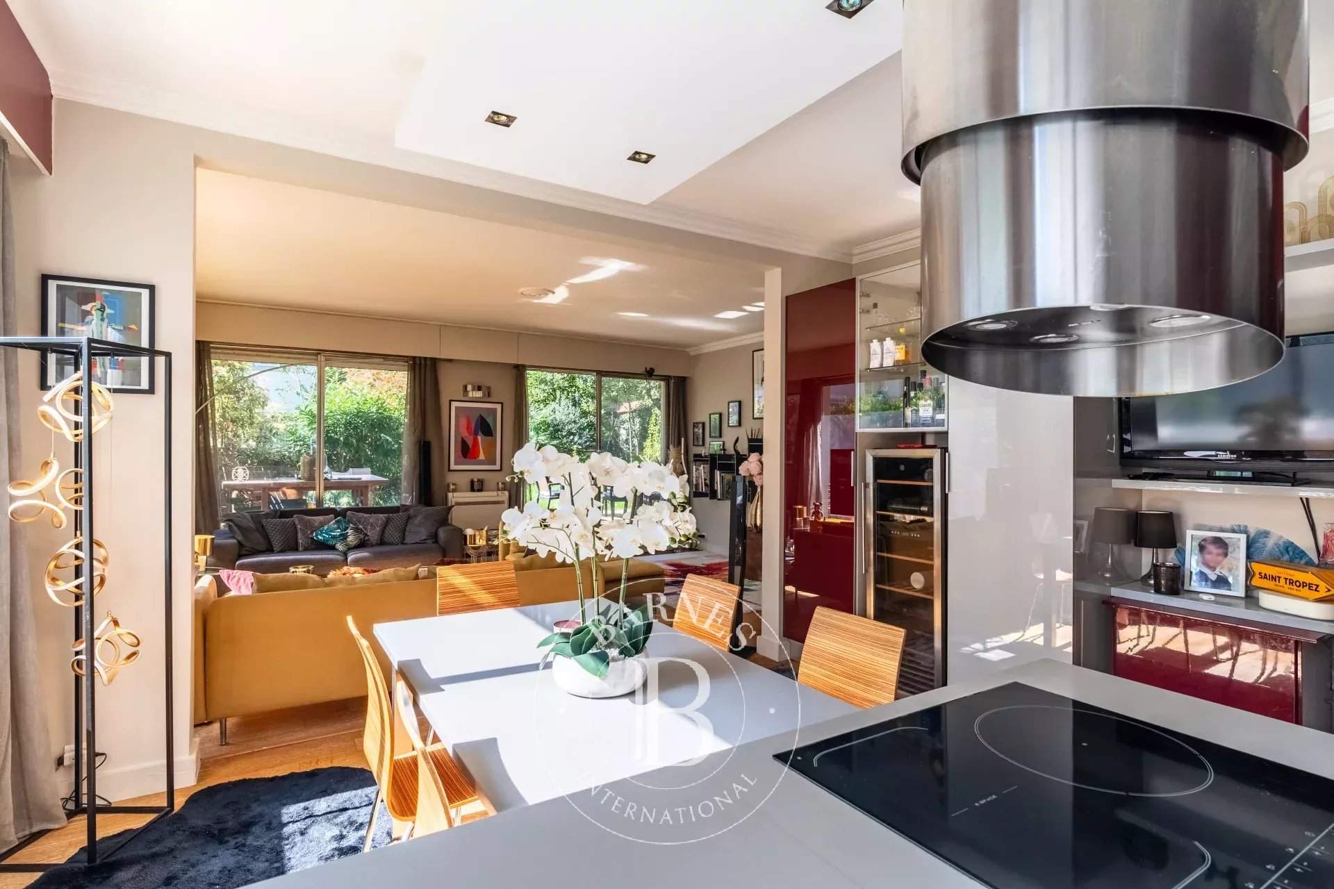Neuilly-sur-Seine  - Appartement 4 Pièces 2 Chambres - picture 8