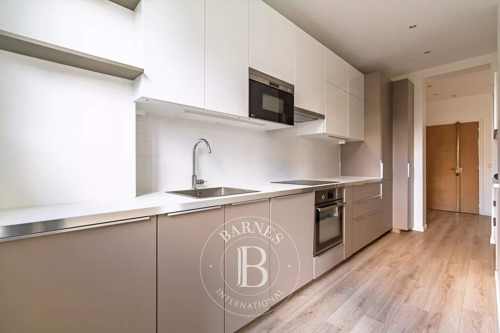 Neuilly-sur-Seine  - Appartement 3 Pièces 2 Chambres - picture 8
