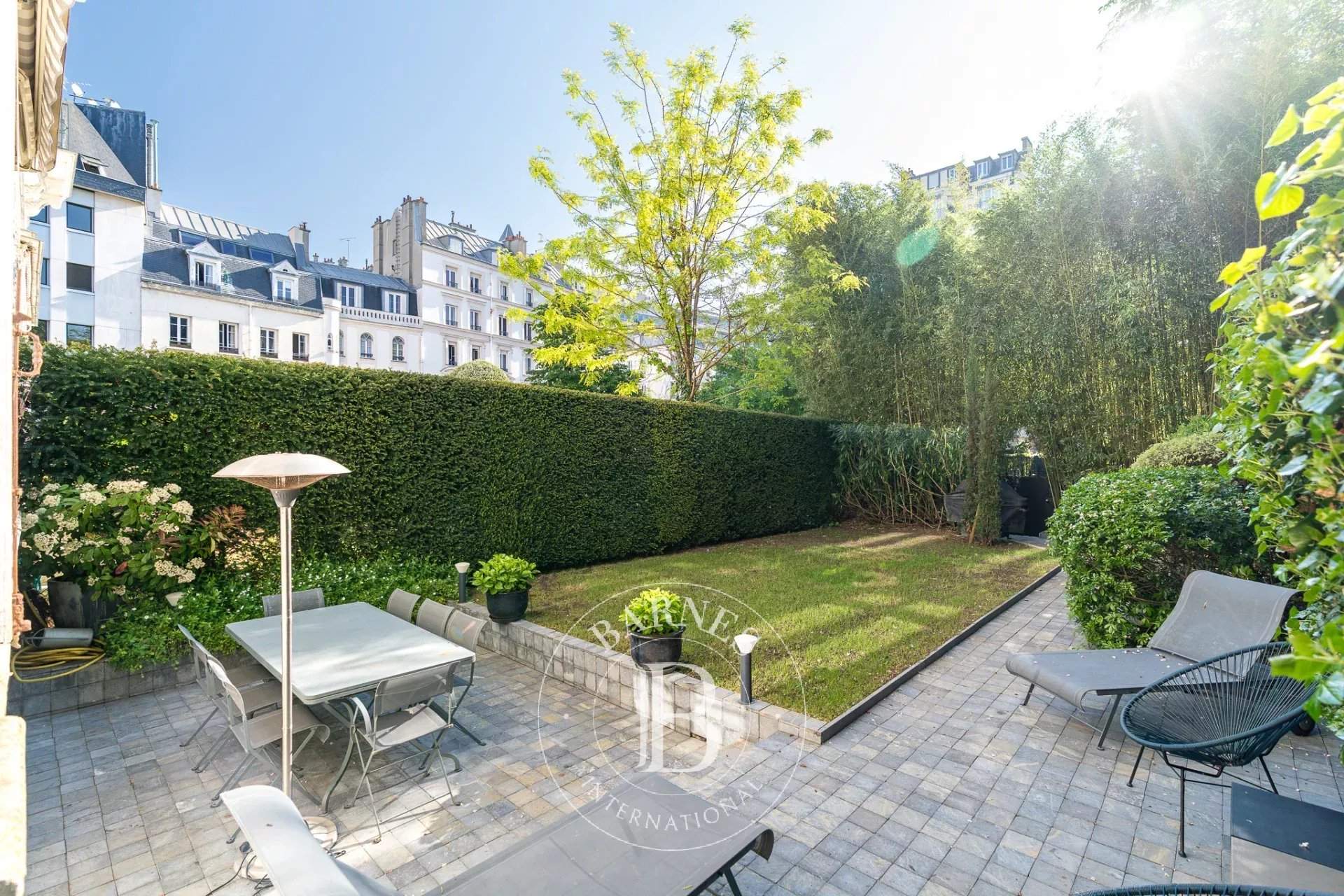 Neuilly-sur-Seine  - Appartement 4 Pi&egrave;ces, 1 Chambre - picture 1