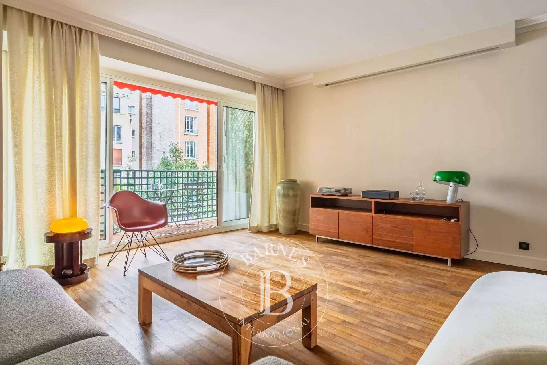 Neuilly-sur-Seine  - Appartement 4 Pi&egrave;ces 2 Chambres - picture 4