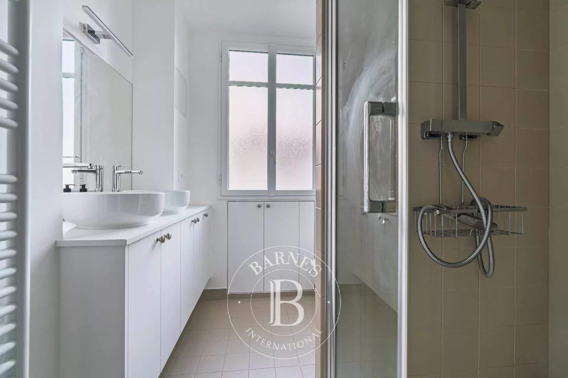 Neuilly-sur-Seine  - Piso 2 Cuartos, 1 Habitacion - picture 5