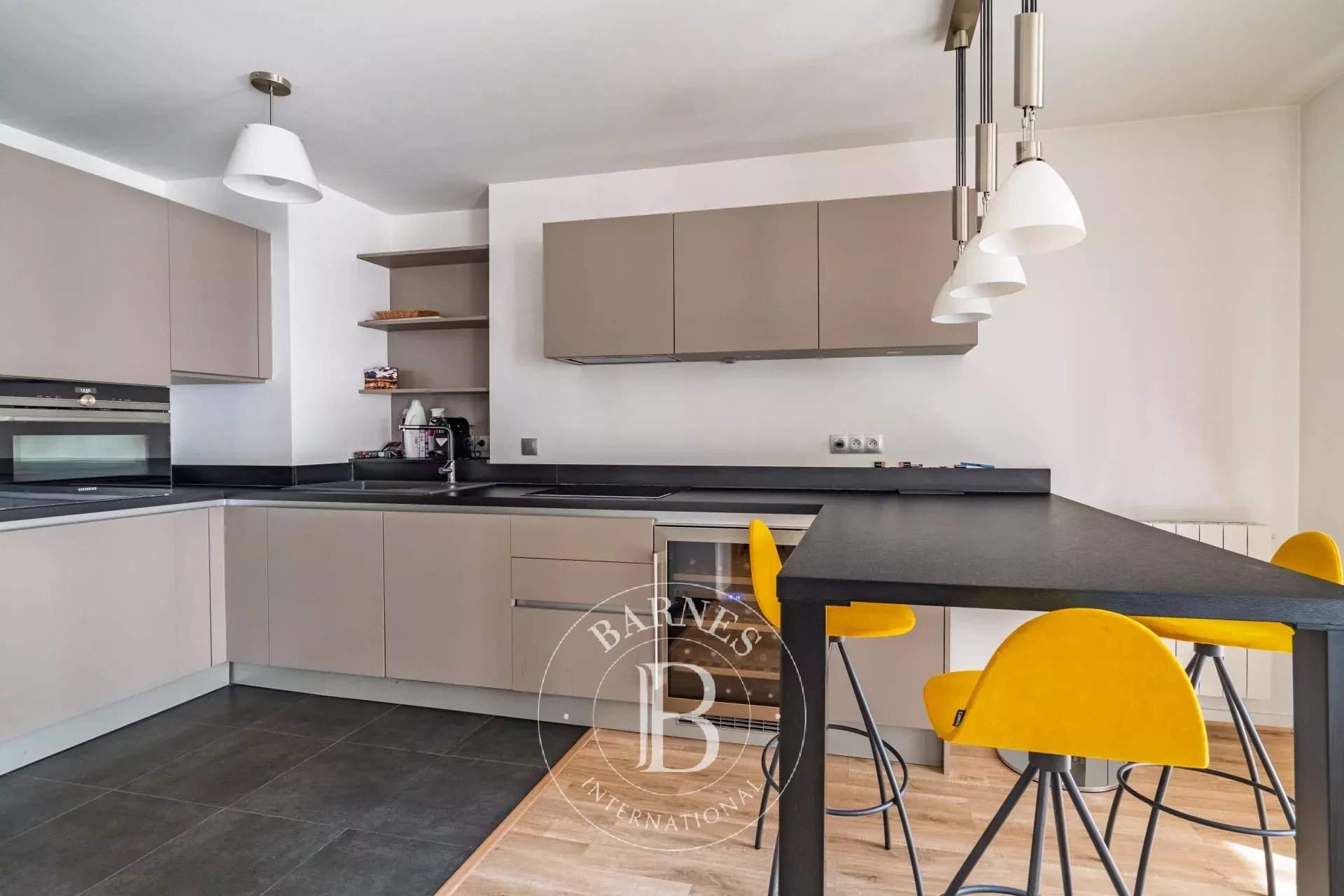 Levallois-Perret  - Apartment 1 Bedroom - picture 8